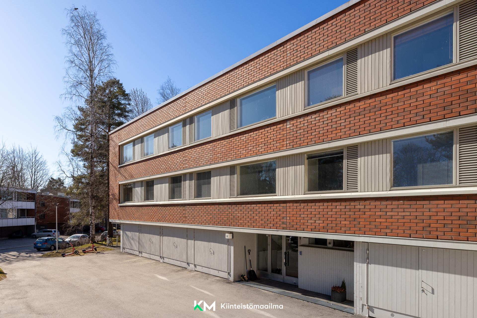 Katajaharjuntie 22, Lauttasaari, Helsinki