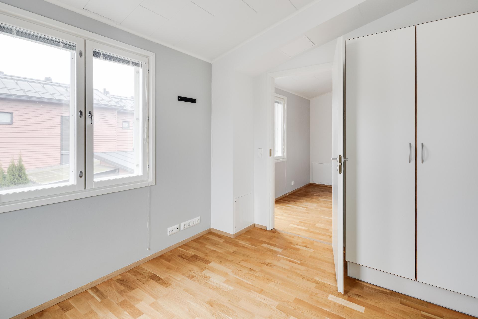 Taikurintie 2, Ilola, Vantaa