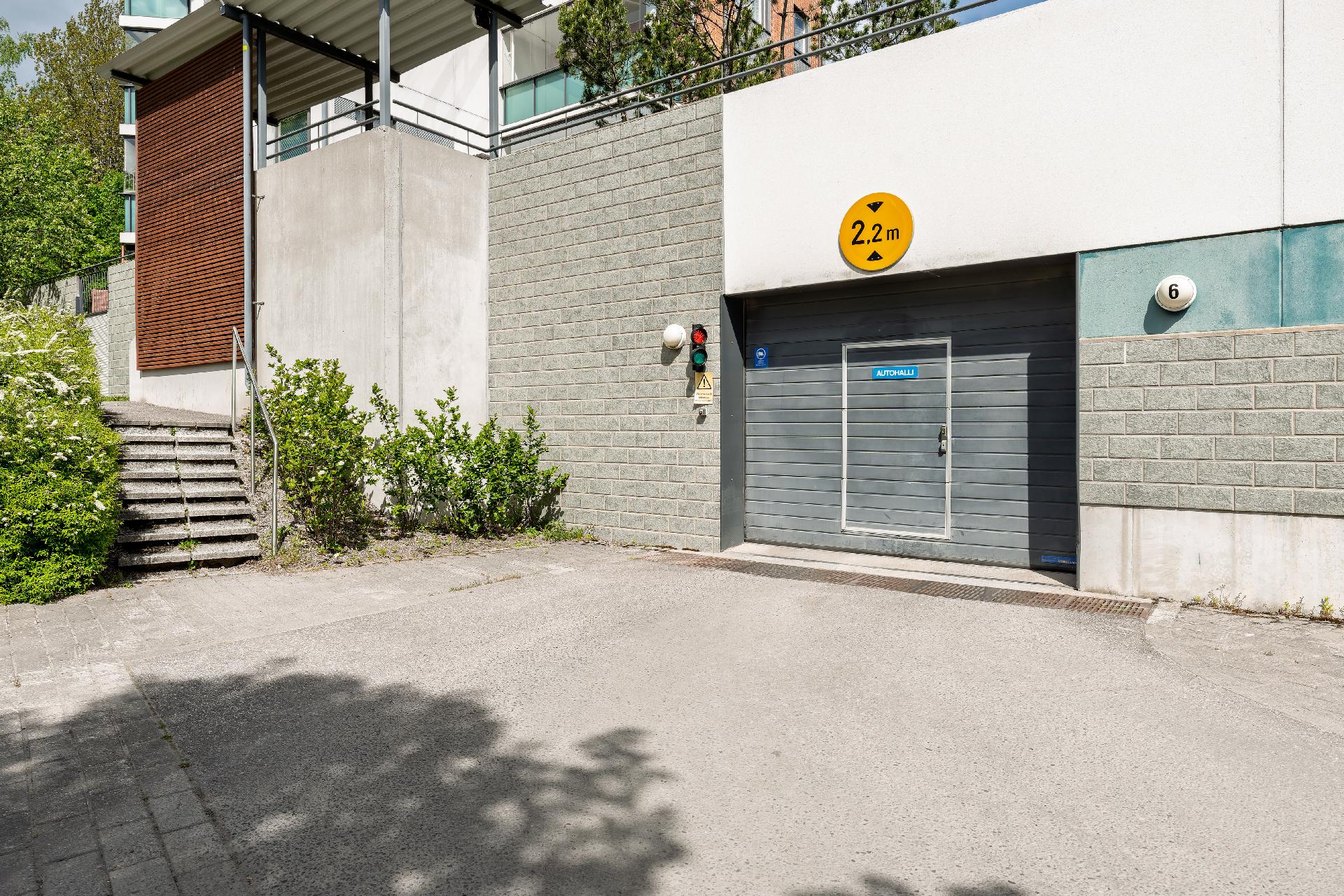 Amiraalin puistotie 6, Espoonlahti, Espoo