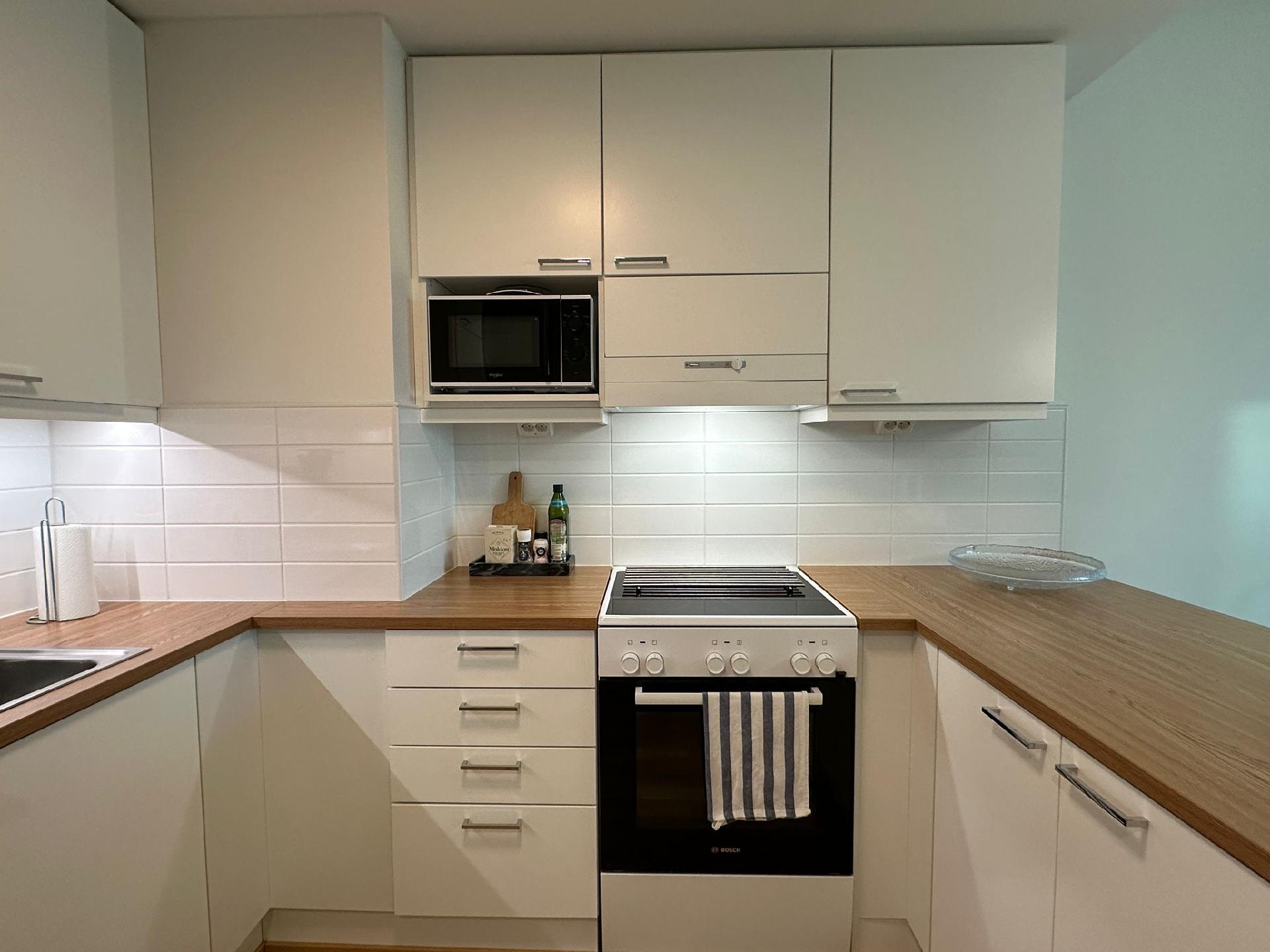 Rautatienkatu 19, Keskusta, Oulu