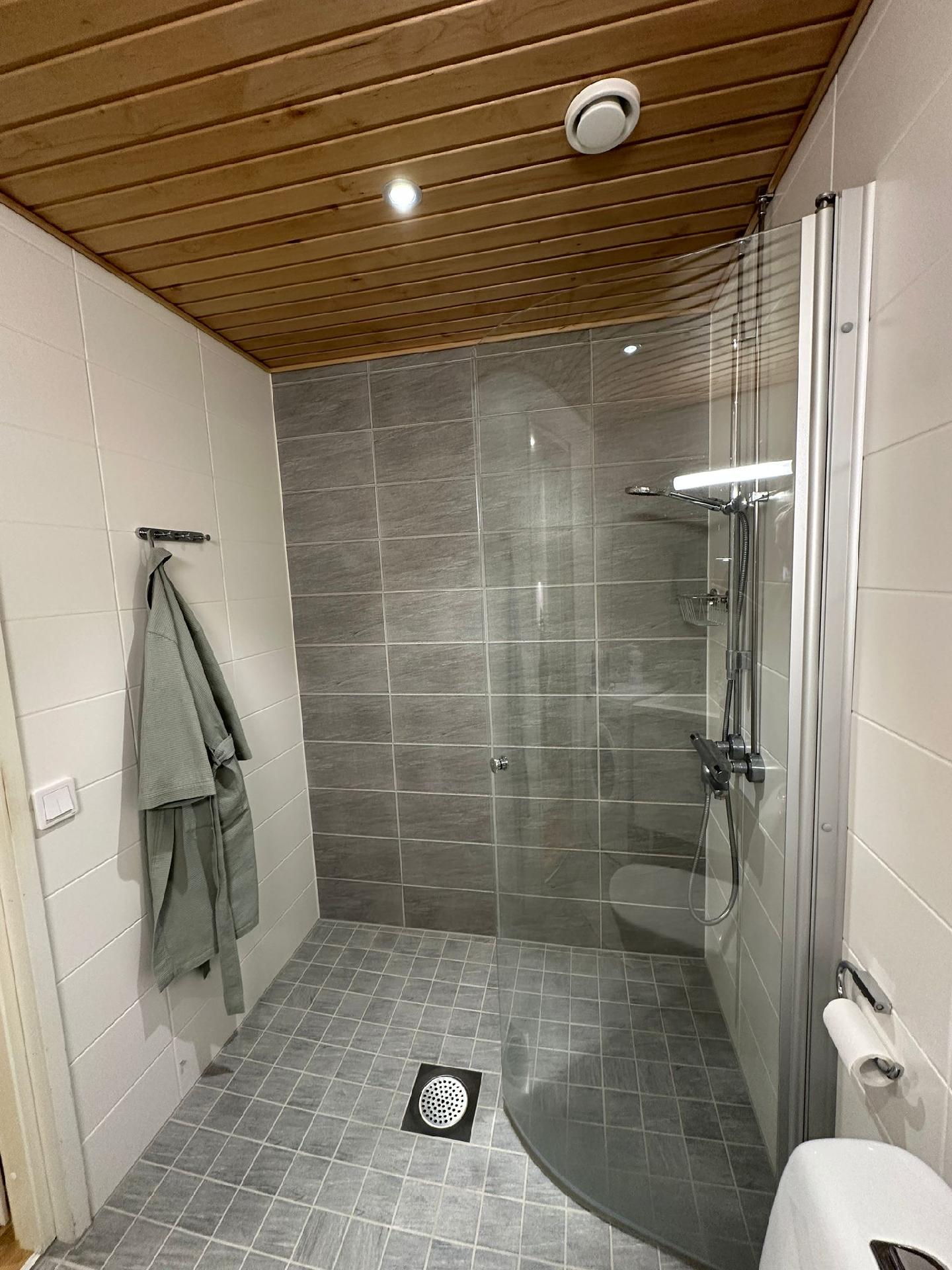 Rautatienkatu 19, Keskusta, Oulu