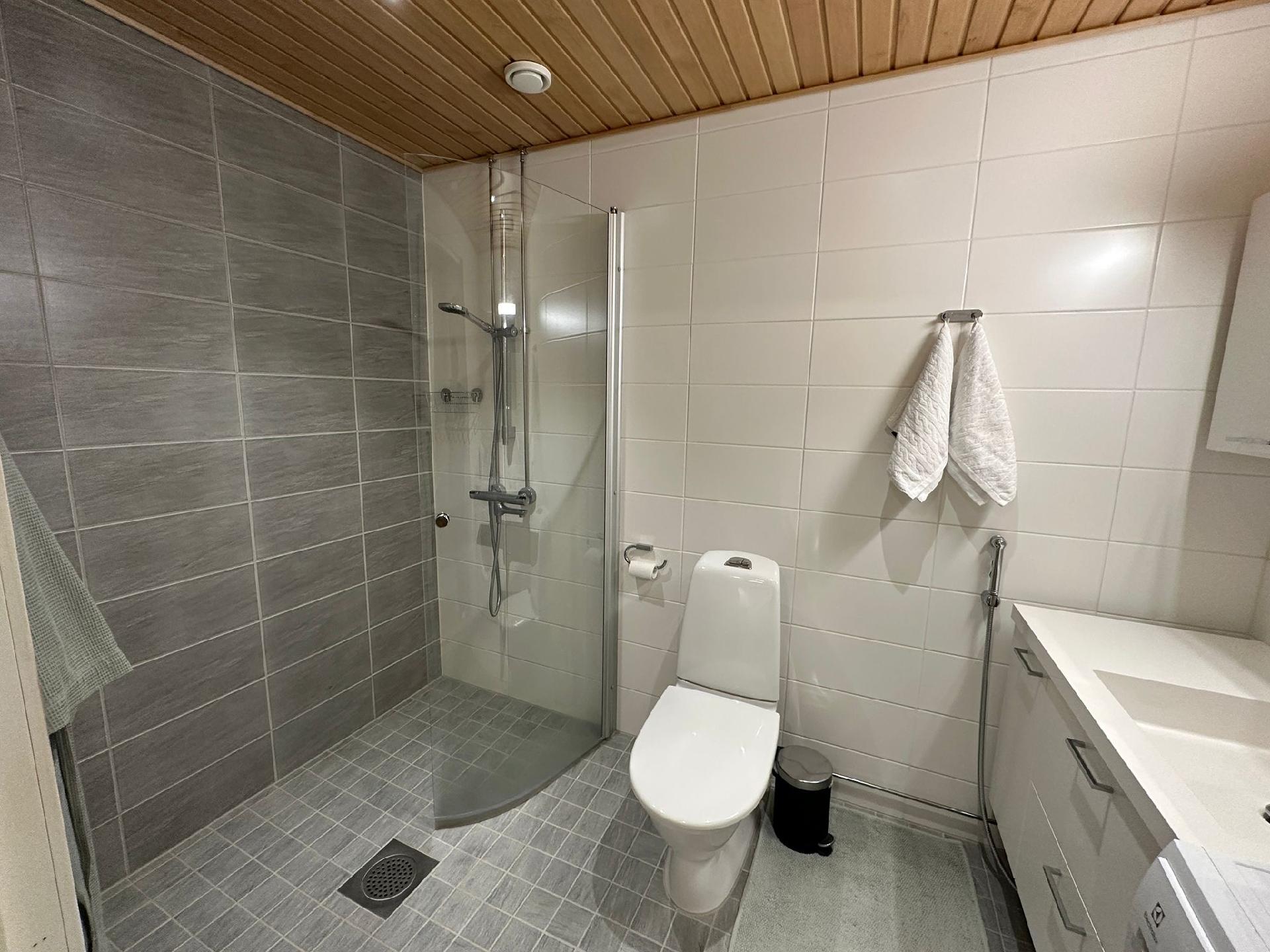 Rautatienkatu 19, Keskusta, Oulu