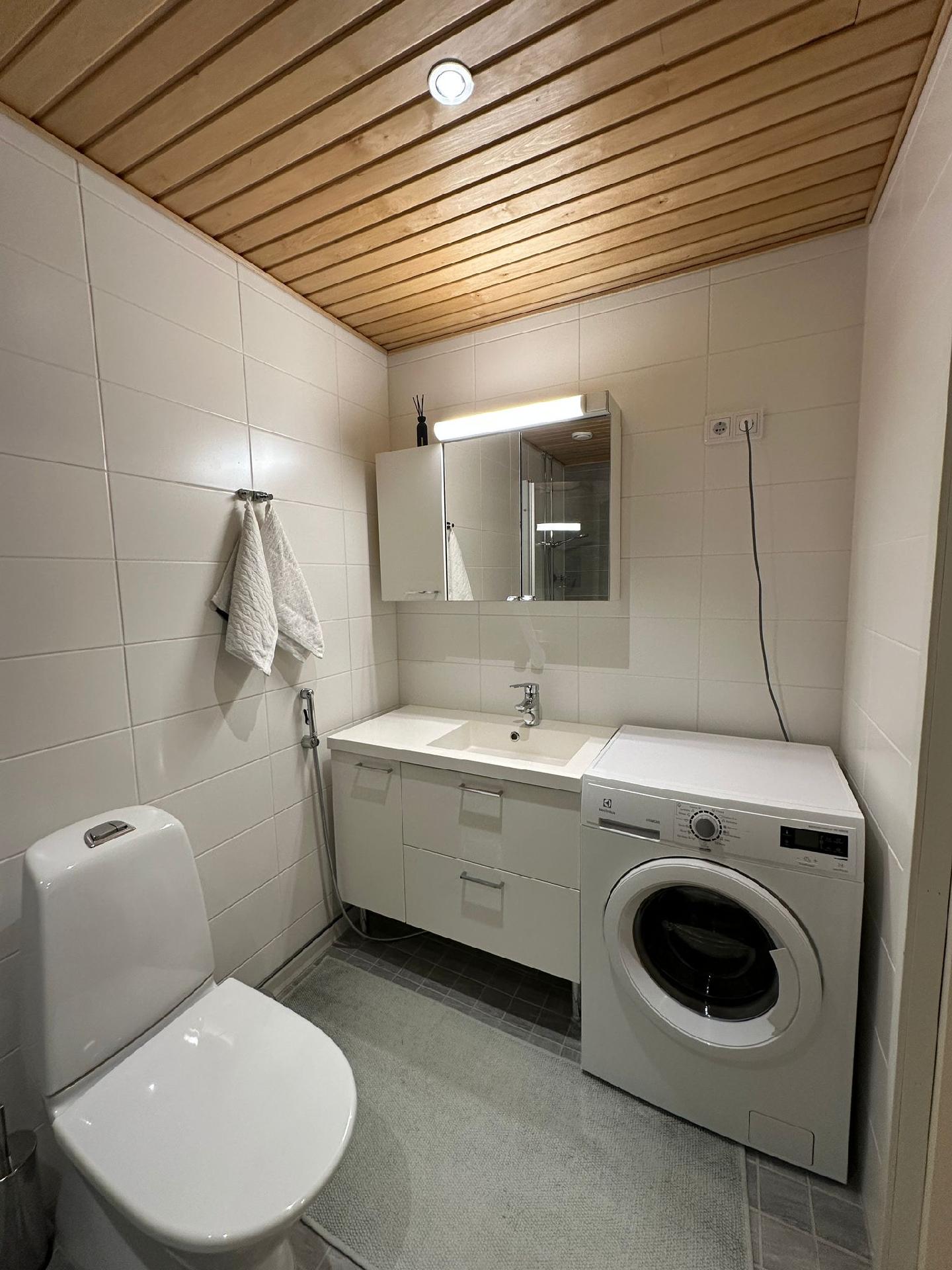 Rautatienkatu 19, Keskusta, Oulu