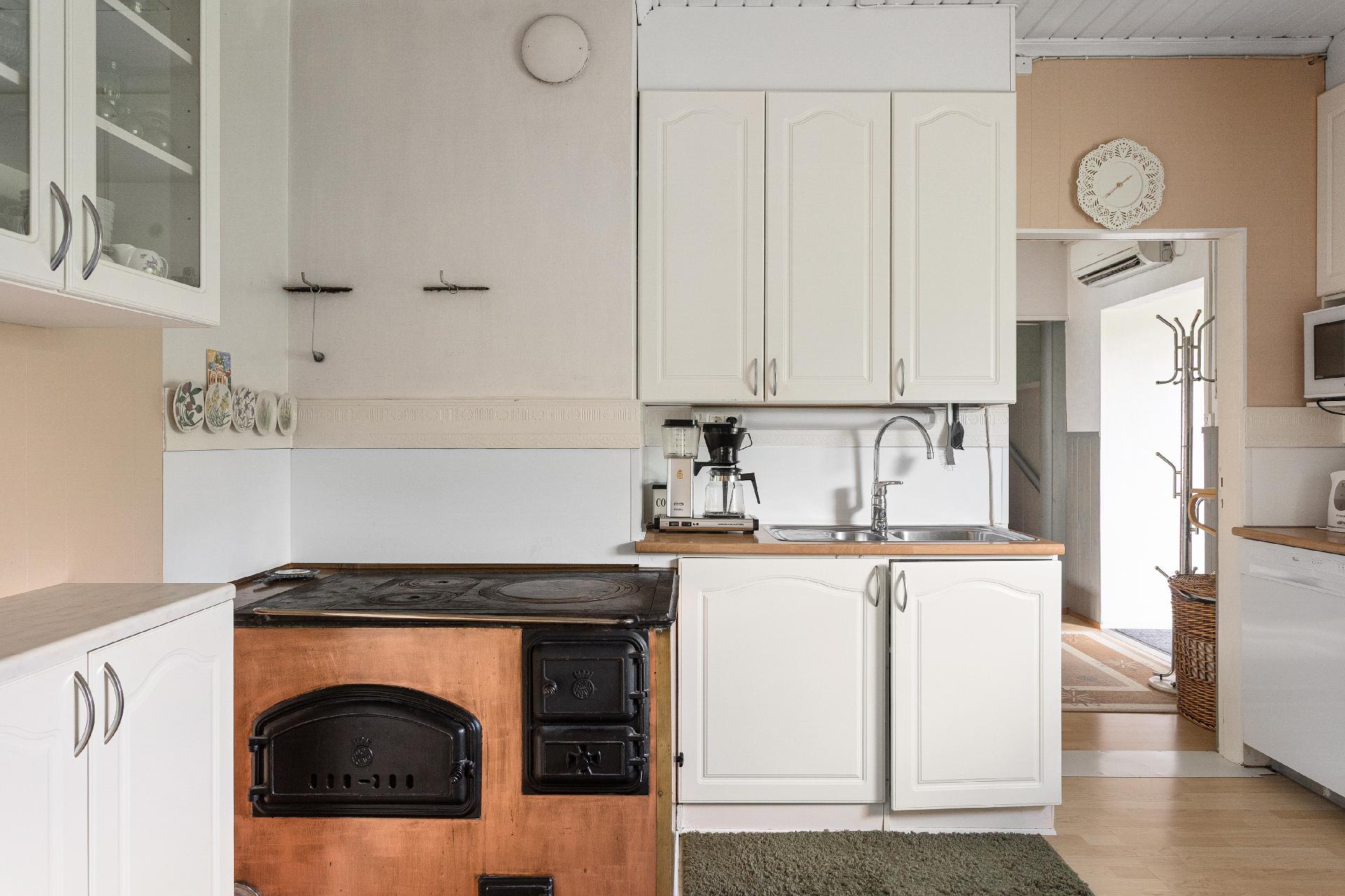 Tiukutie 16, Kausala, Iitti