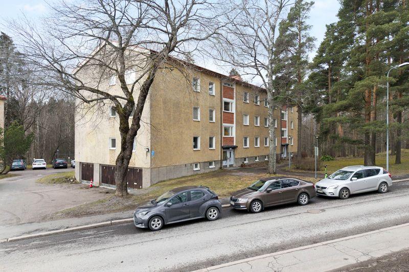 Ohjaajantie 26, Pohjois-Haaga, Helsinki