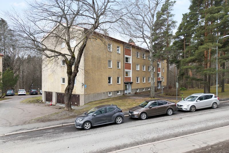 Ohjaajantie 26, Pohjois-Haaga, Helsinki