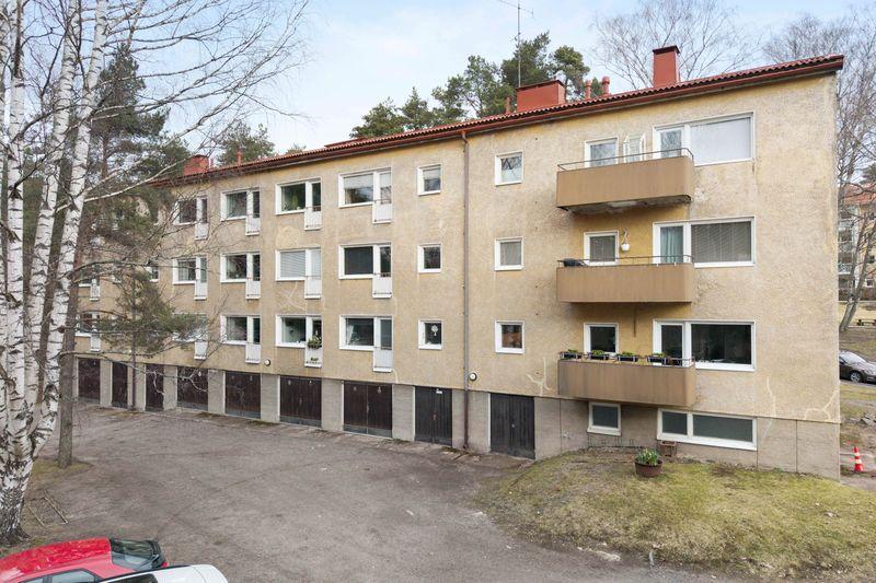 Ohjaajantie 26, Pohjois-Haaga, Helsinki