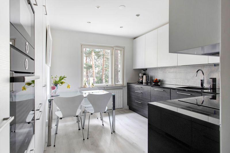 Ohjaajantie 26, Pohjois-Haaga, Helsinki