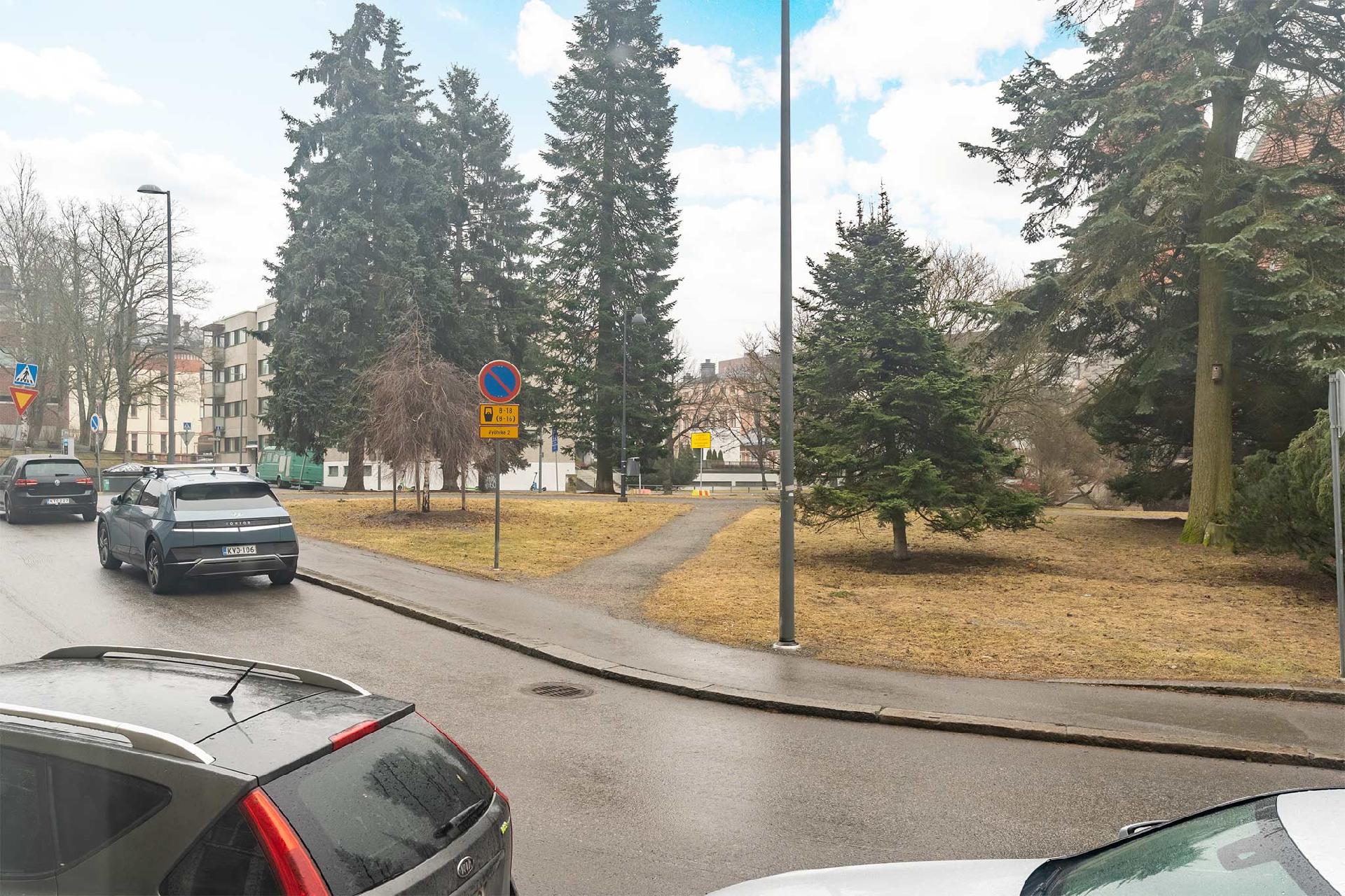 Siukolankatu 1, Juhannuskylä, Tampere