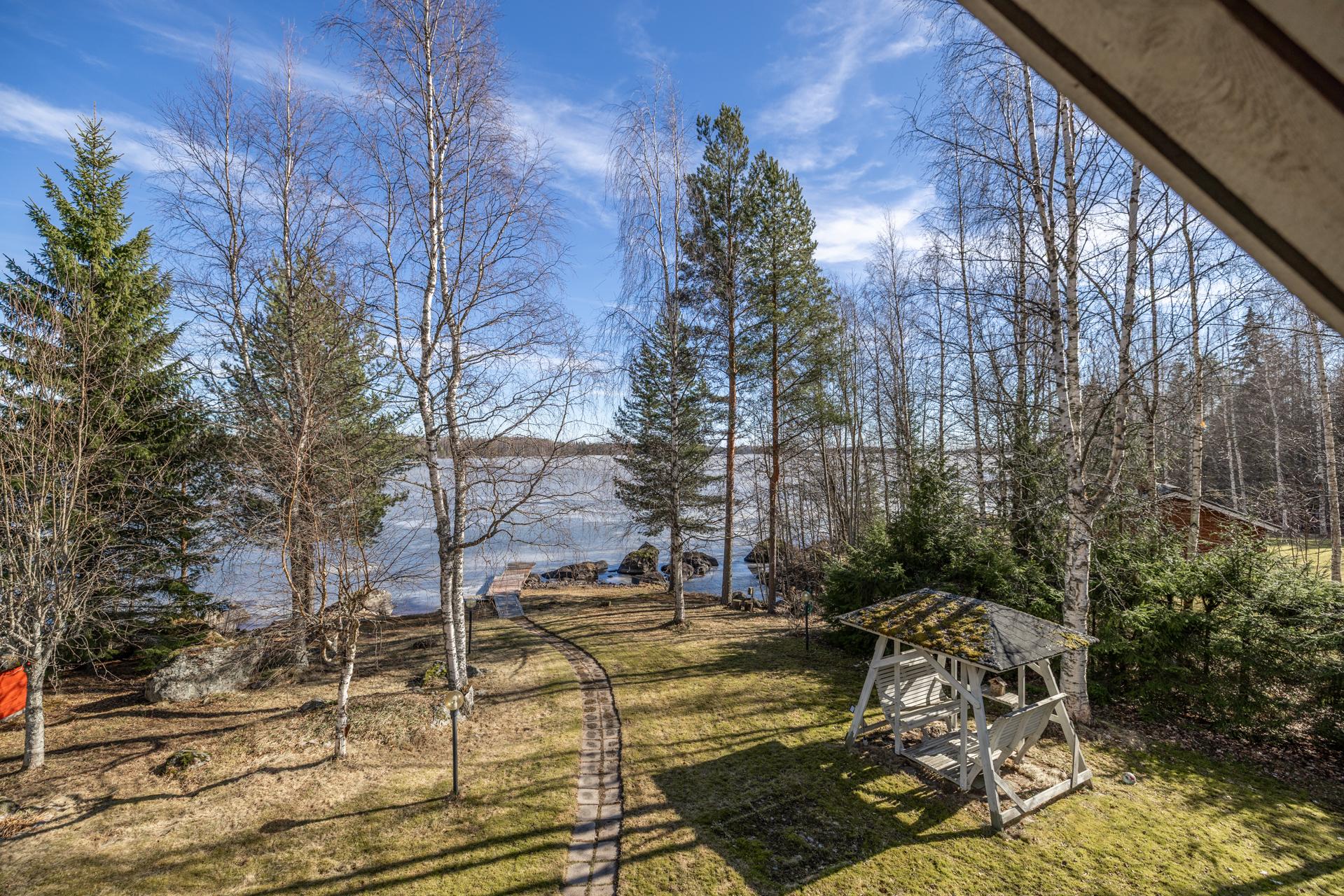 maisemaa parvekkeelle