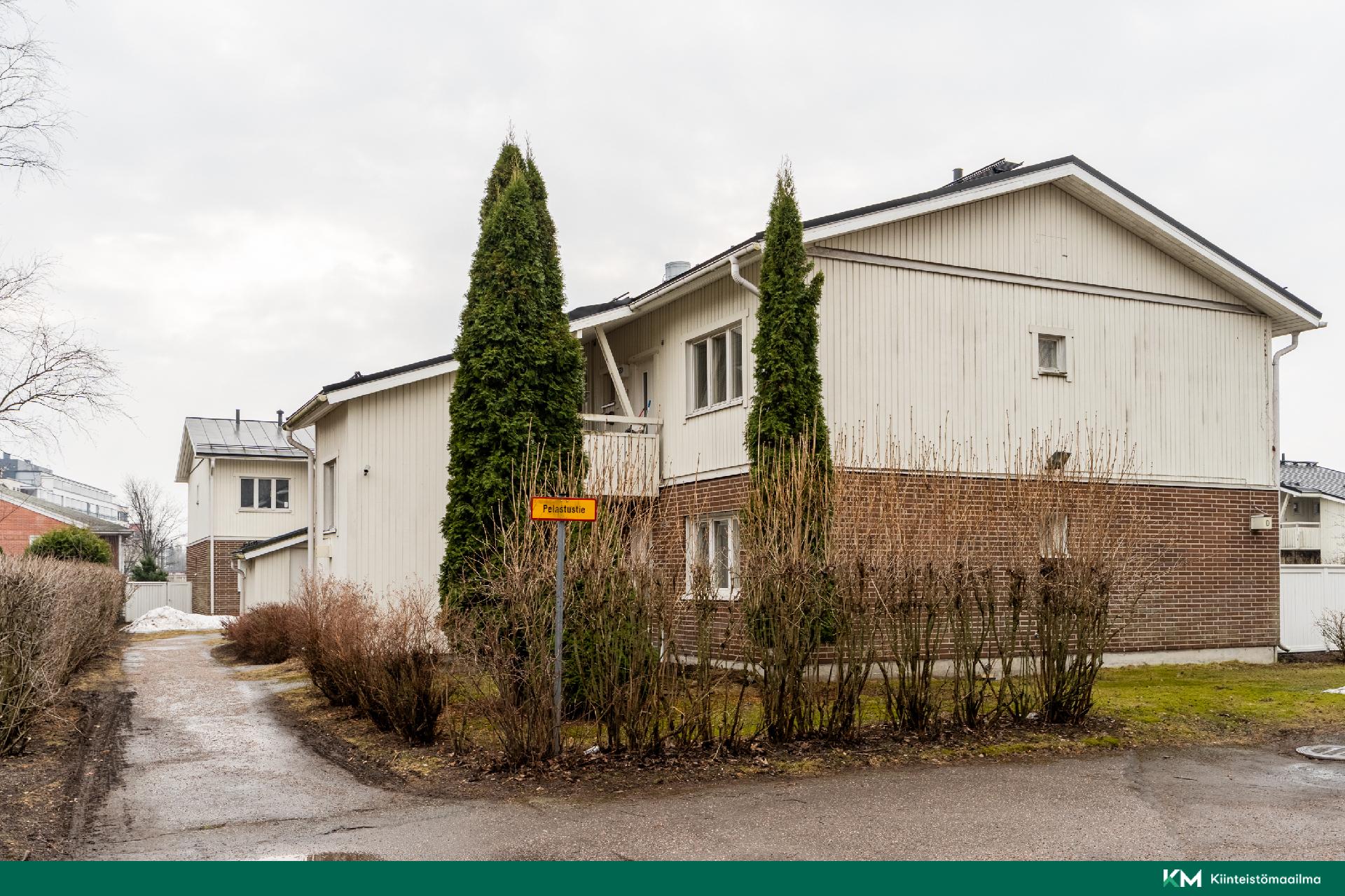 Lauhatie 1, Viertola, Vantaa