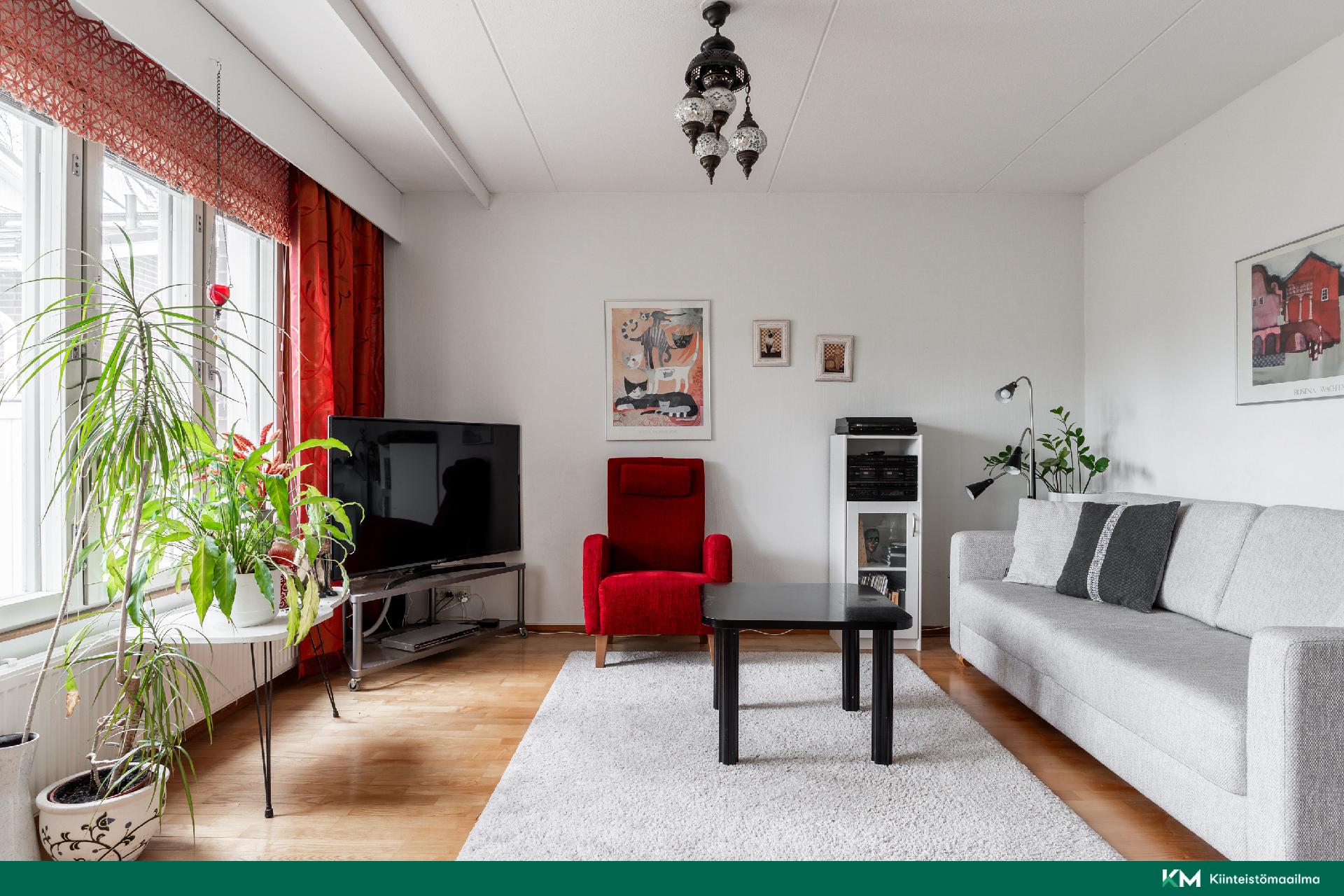 Lauhatie 1, Viertola, Vantaa