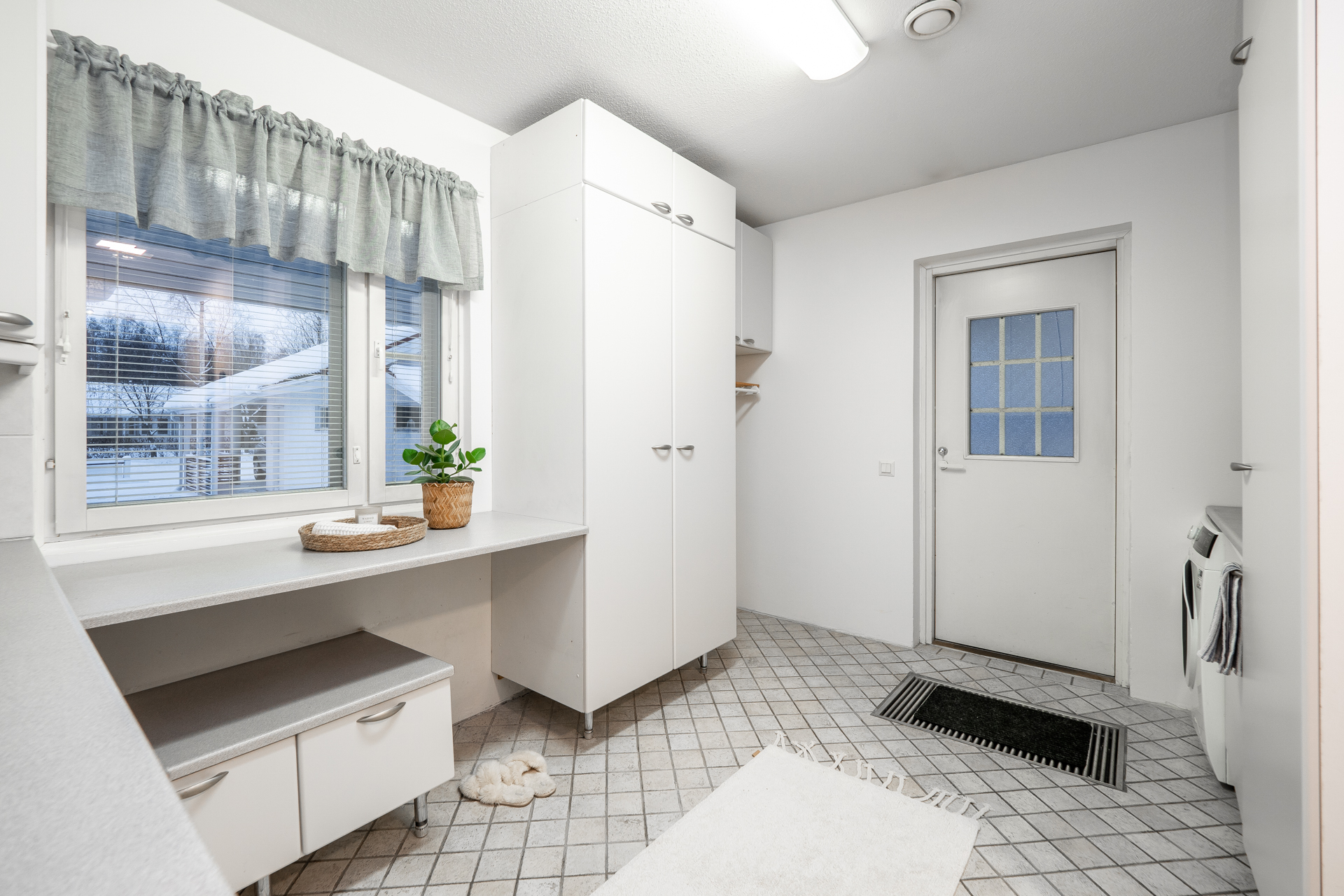 Kultasirkuntie 23, Oulunlahti, Oulu