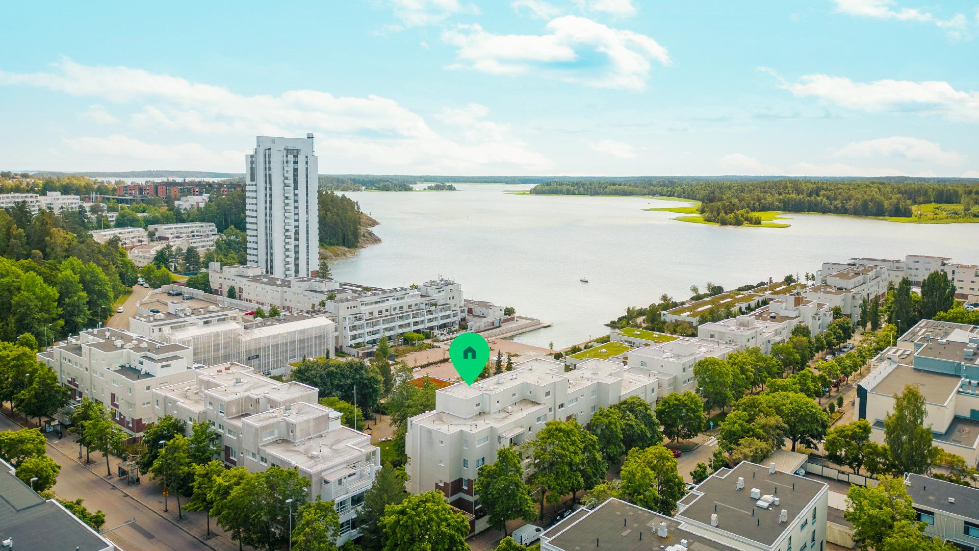 Merellinen Kivenlahti on kesällä kaunis