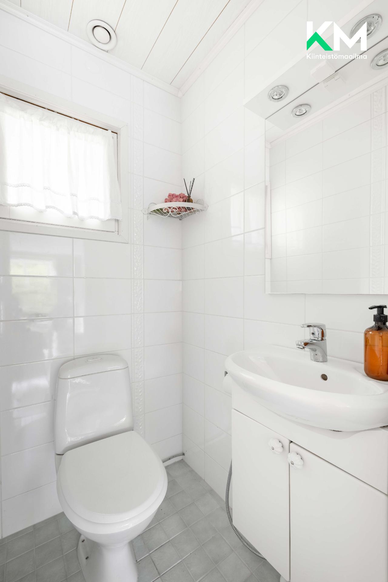 Hiirivuorenkuja 3, Ylästö, Vantaa