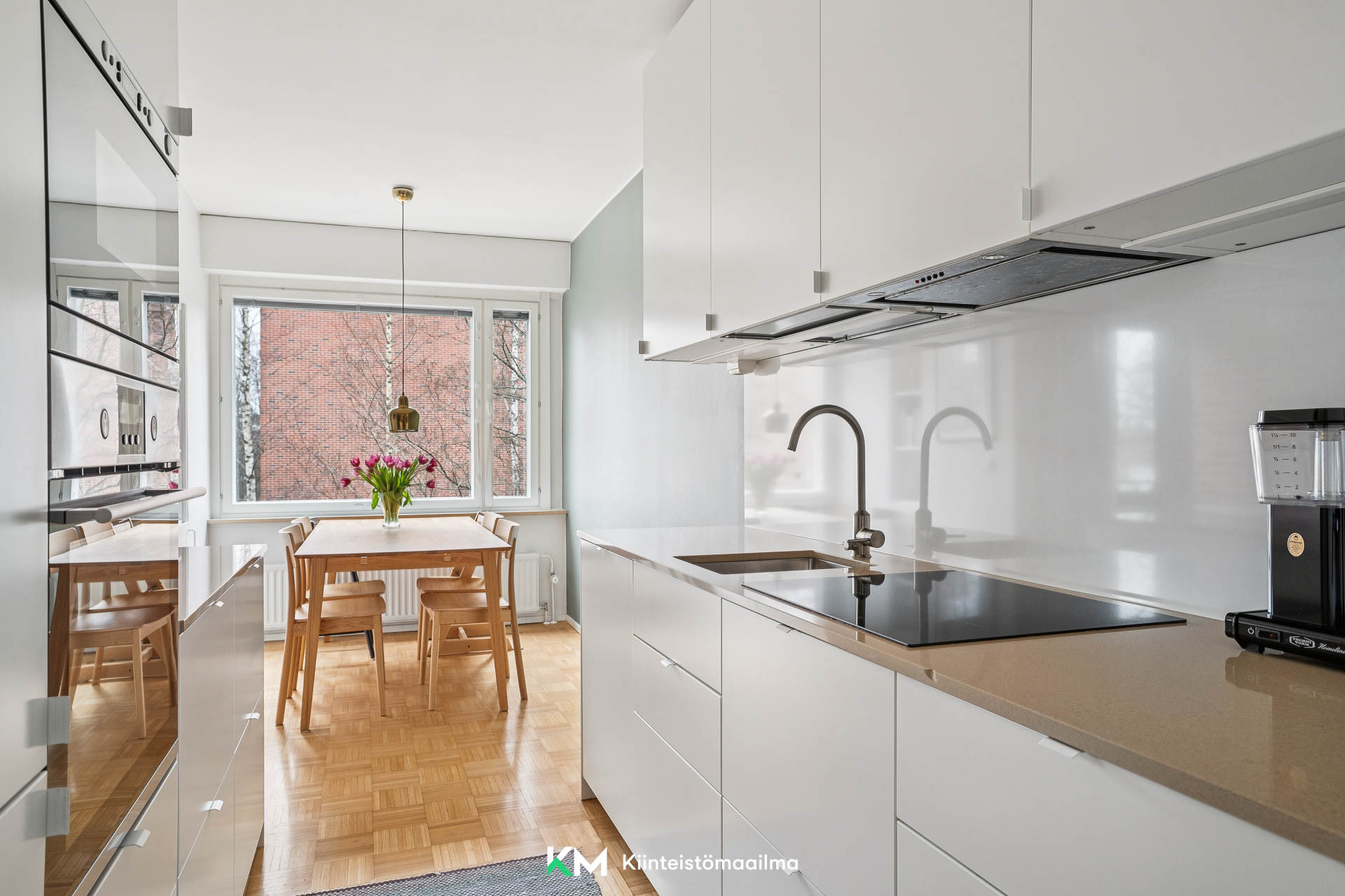 Ukonvaaja 1, Pohjois-Tapiola, Espoo