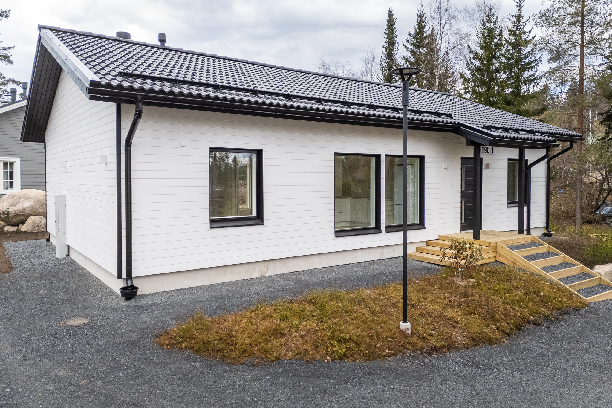 Julkisivu