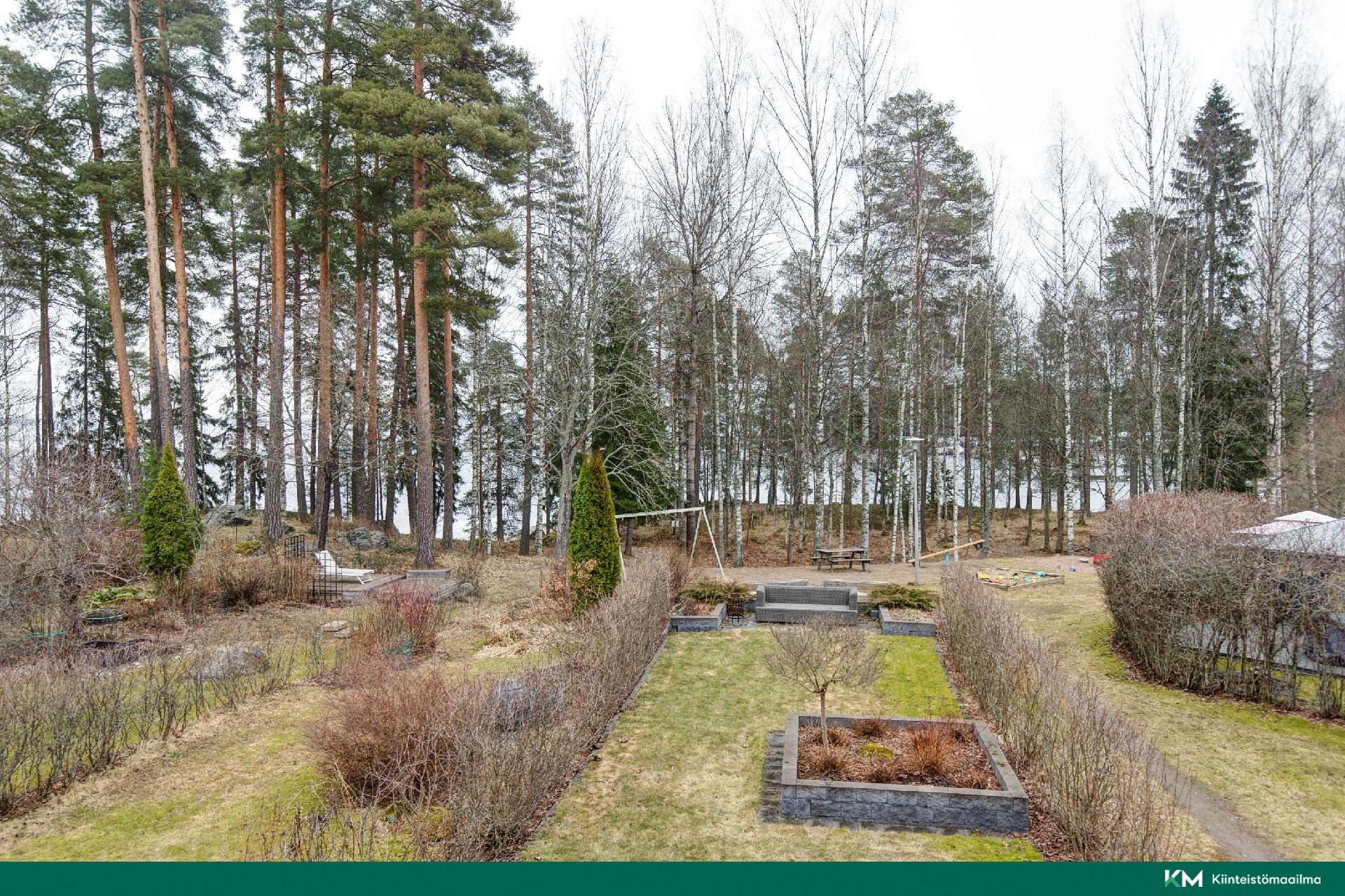 Lielahdenkatu 40, Lentävänniemi, Tampere