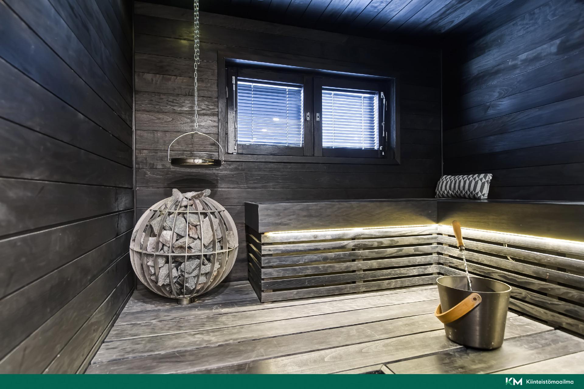 Lielahdenkatu 40, Lentävänniemi, Tampere