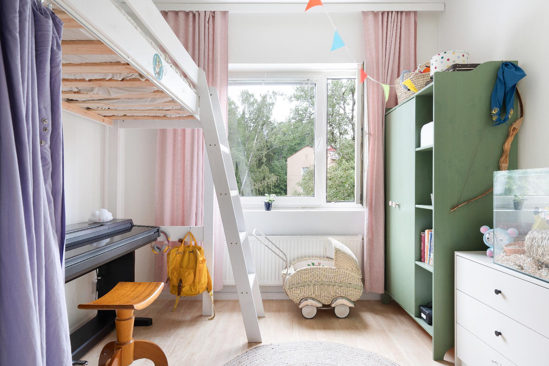 Männikkötie 11, Maunula, Helsinki