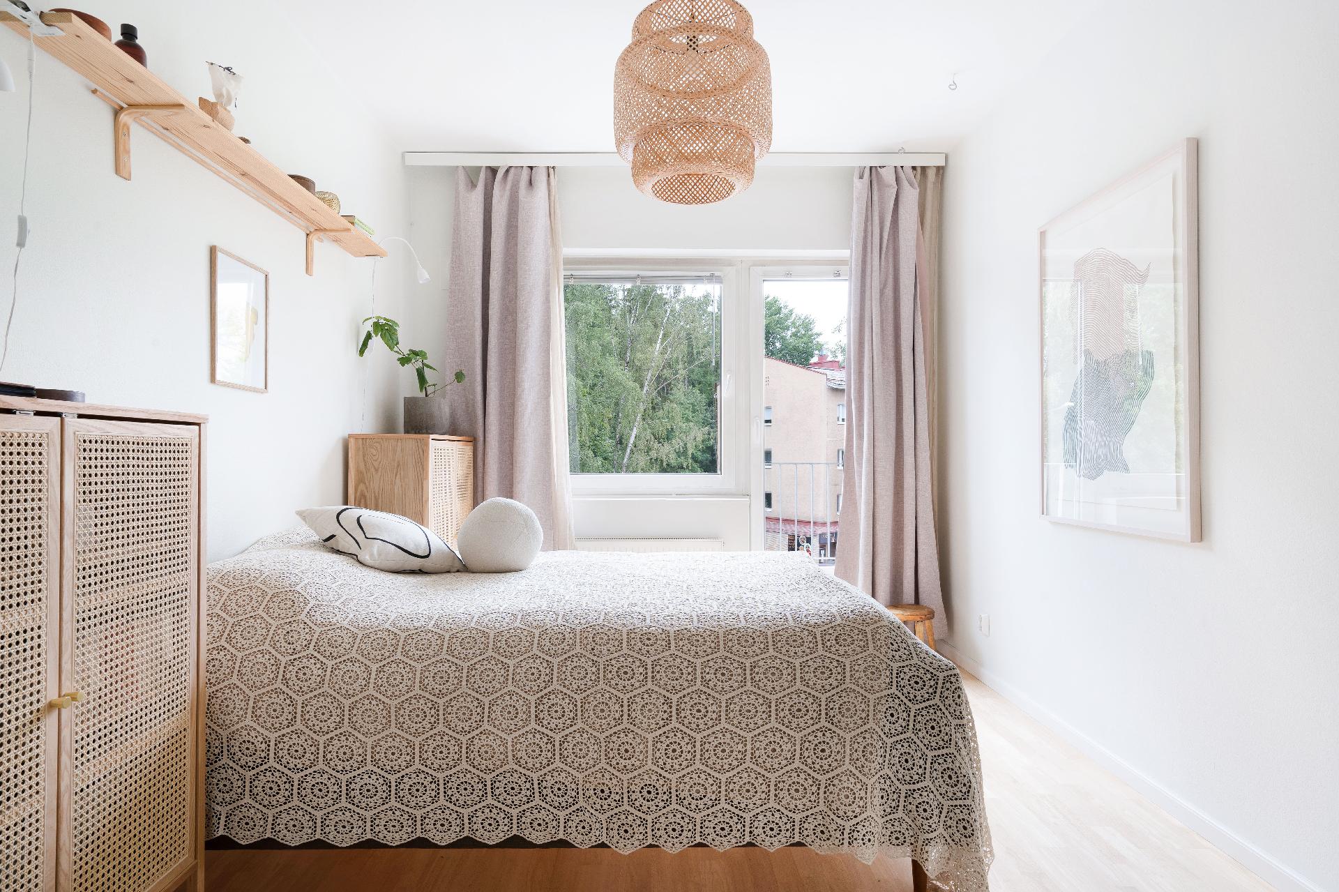 Männikkötie 11, Maunula, Helsinki