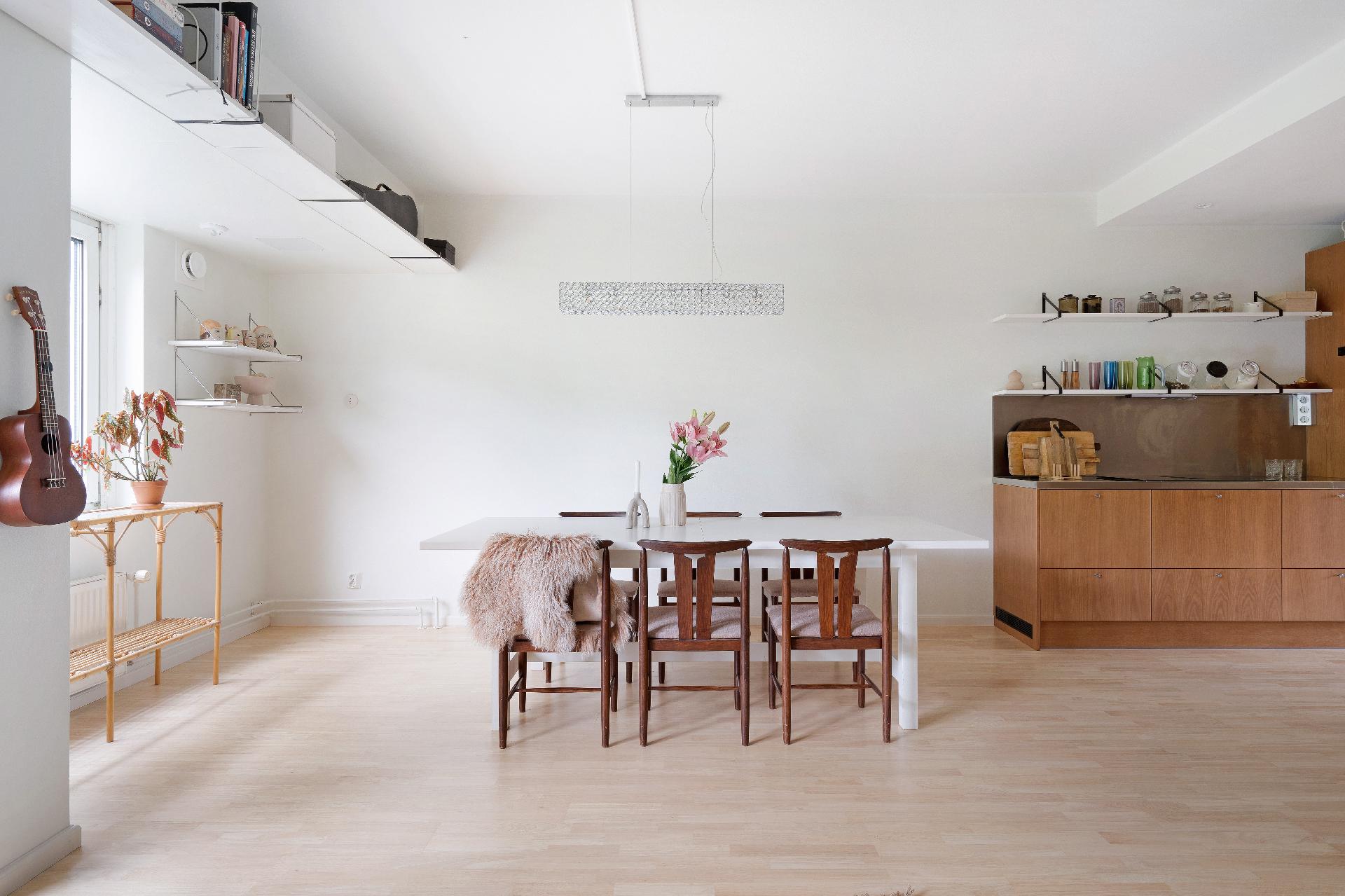 Männikkötie 11, Maunula, Helsinki