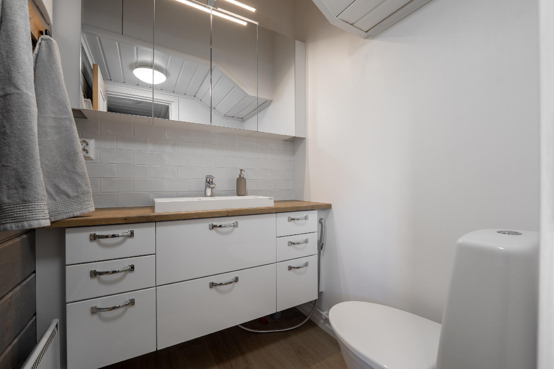 Sisääntulokerroksen wc