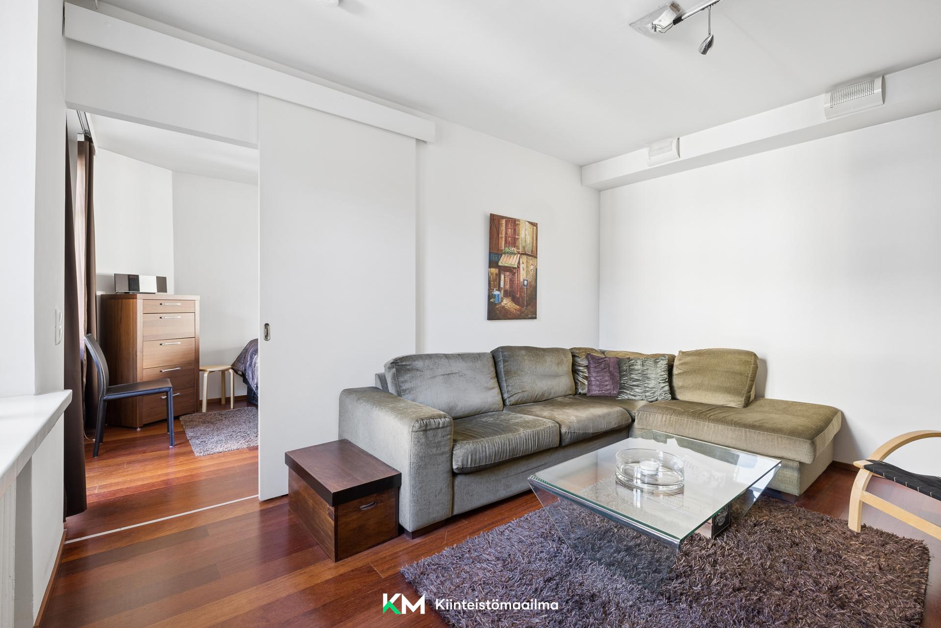 Lönnrotinkatu 21, Kamppi, Helsinki