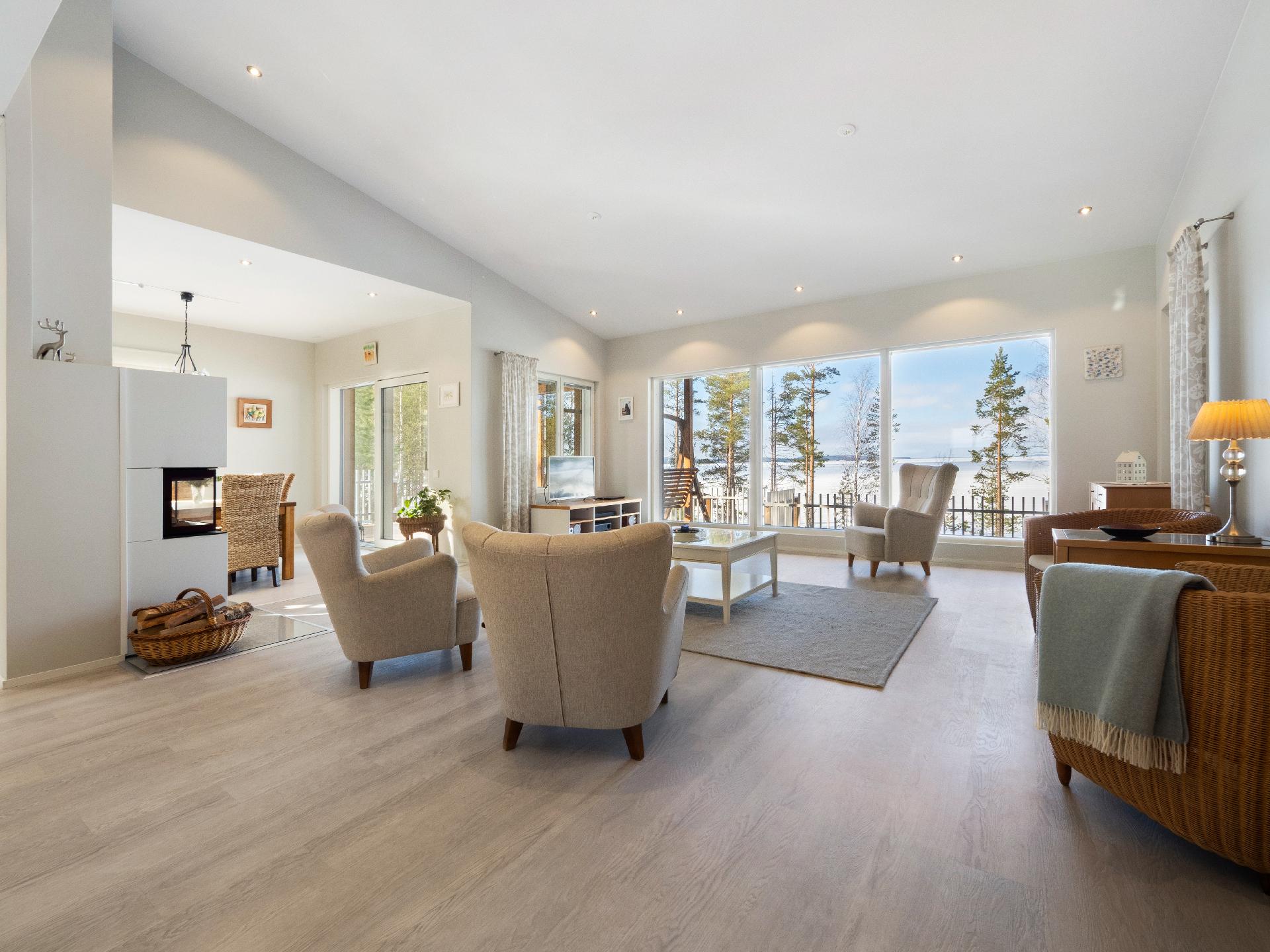 Eenokinlahdentie 19, Onttola, Kontiolahti