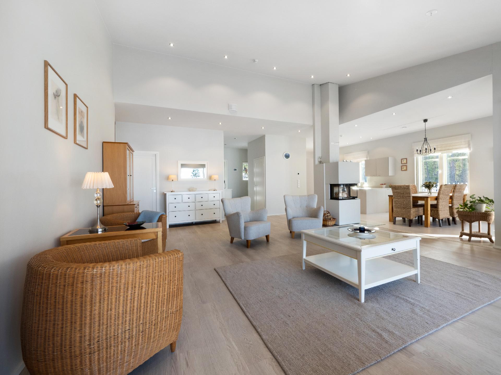 Eenokinlahdentie 19, Onttola, Kontiolahti