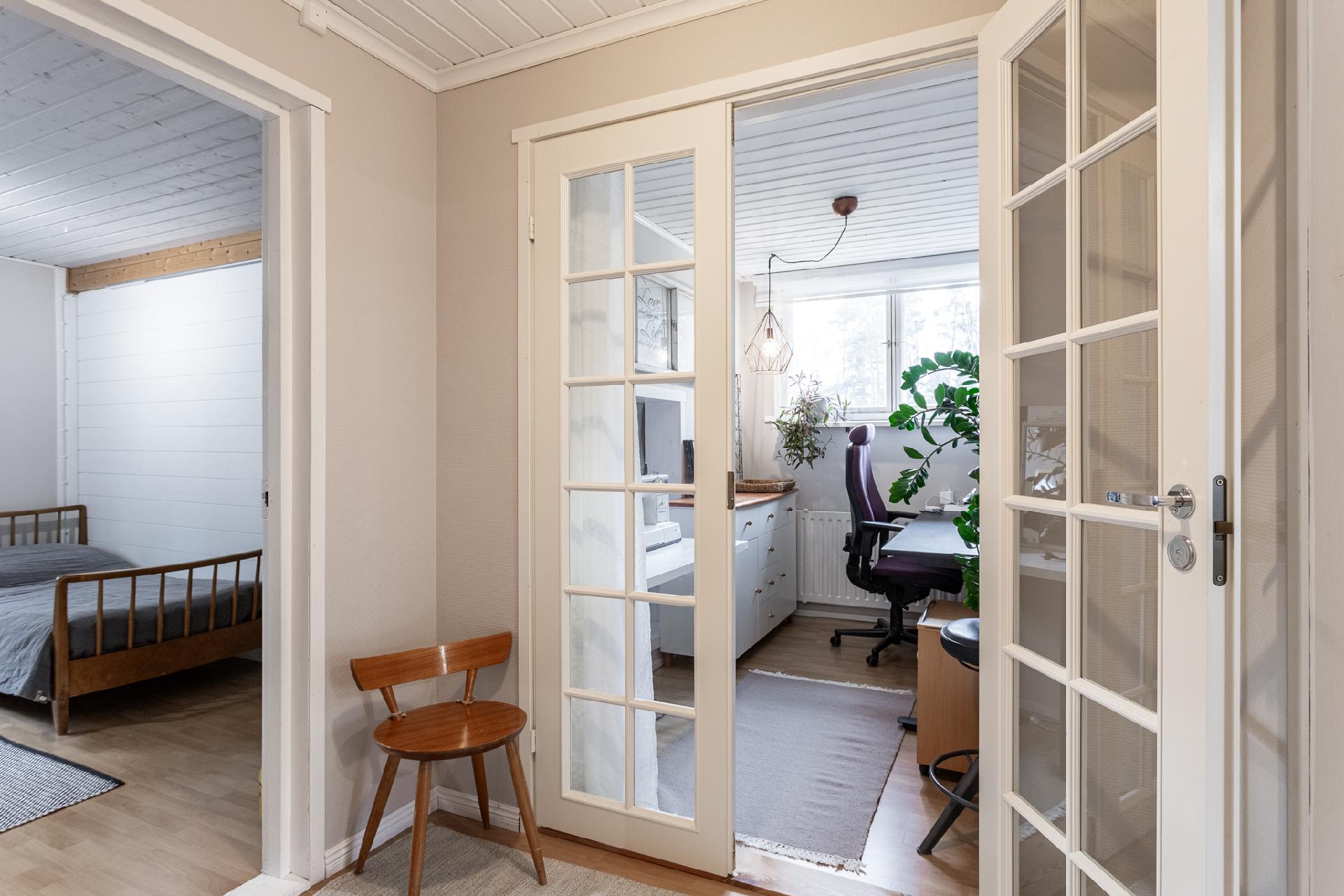 Rantatie 8, Ulvajanniemi, Valkeakoski