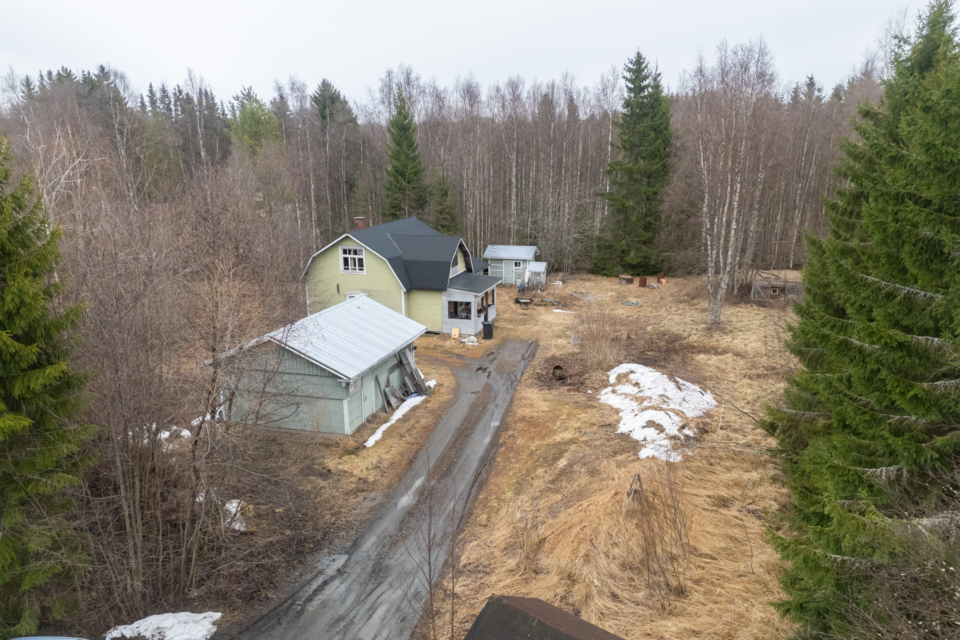 Holstintie 20, Kello, Oulu