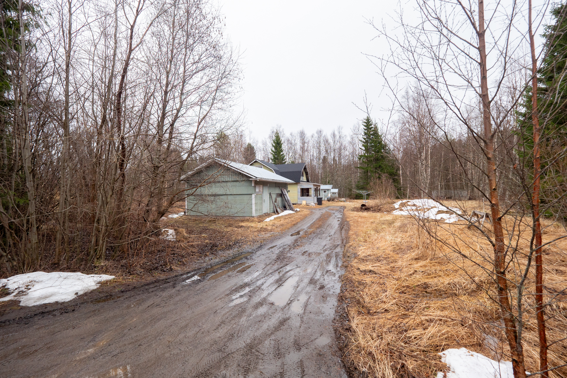 Holstintie 20, Kello, Oulu