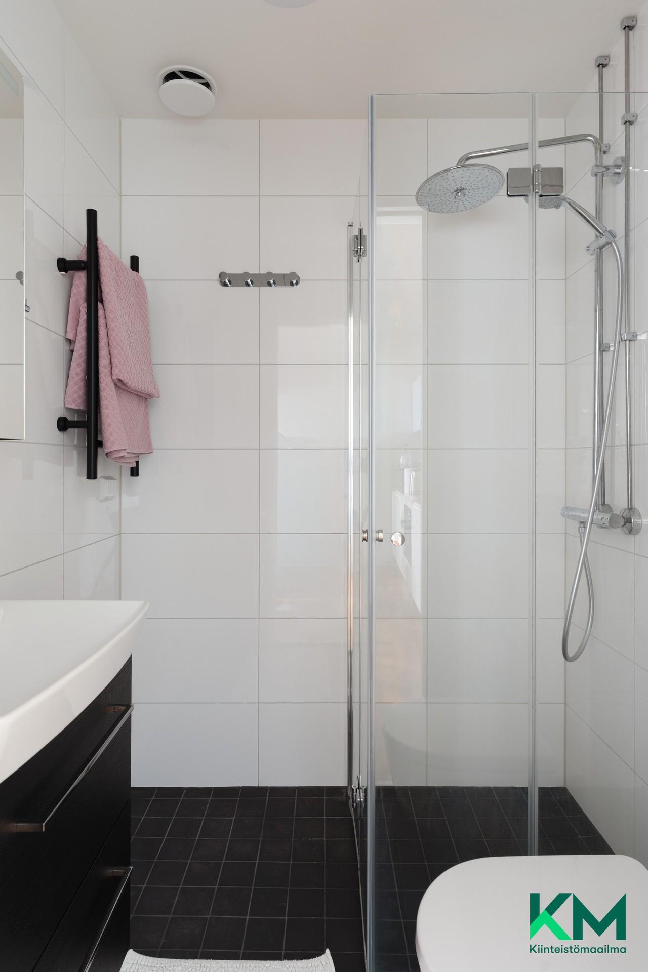 Laivastokatu 12, Katajanokka, Helsinki