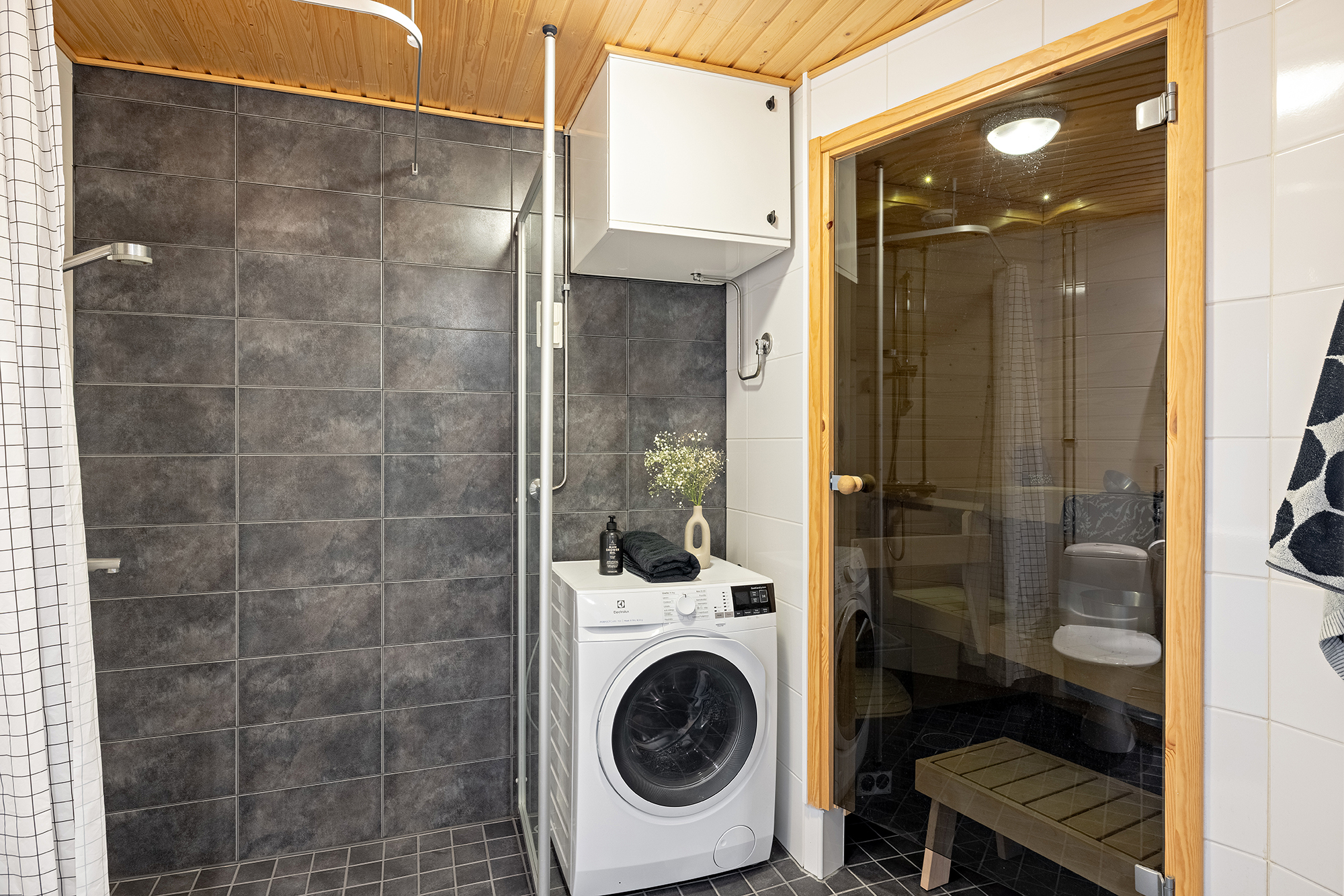 Kauppalinnankatu 1, Linnanmaa, Oulu