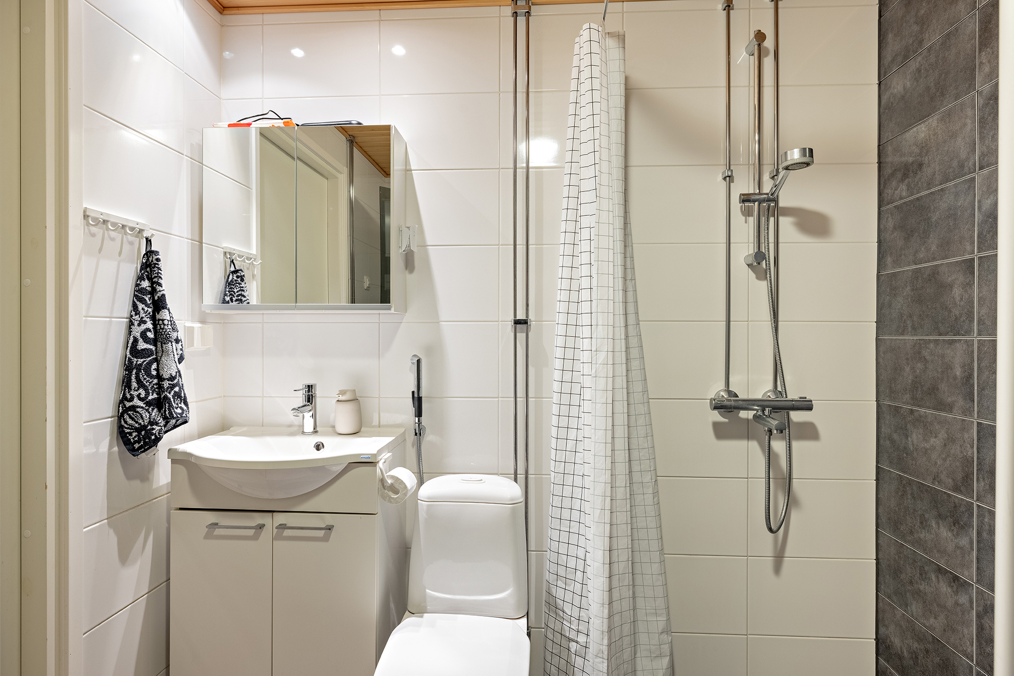 Kauppalinnankatu 1, Linnanmaa, Oulu