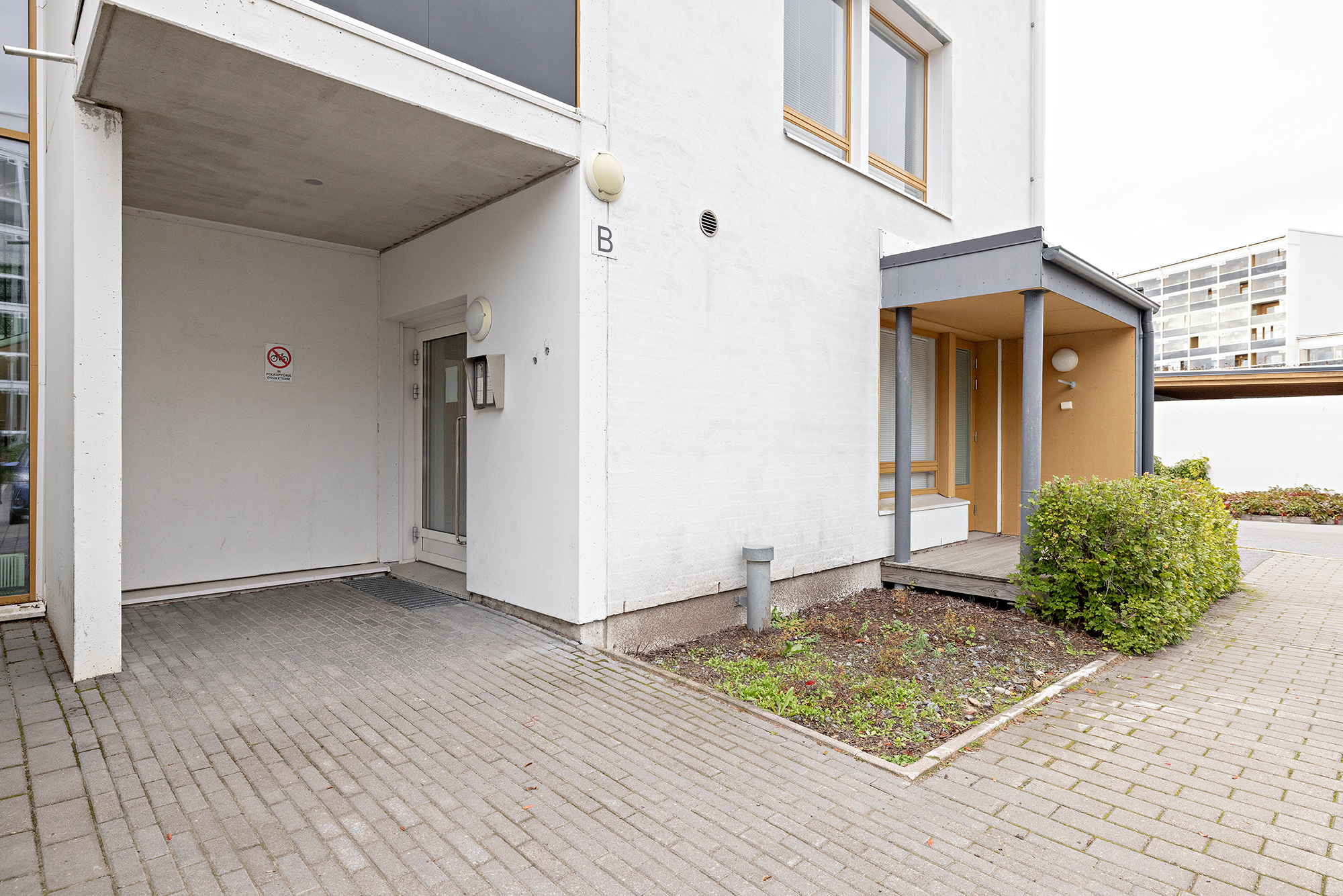 Kauppalinnankatu 1, Linnanmaa, Oulu