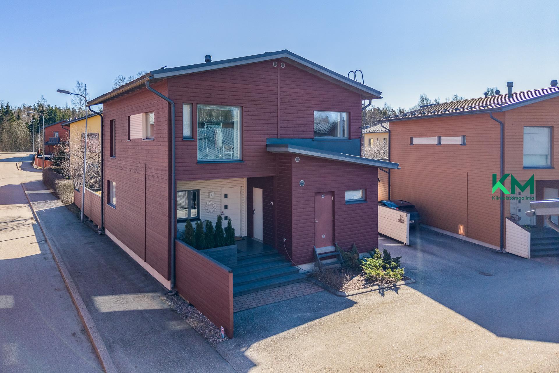 Heinäsarantie 10, Länsi-Pakila, Helsinki