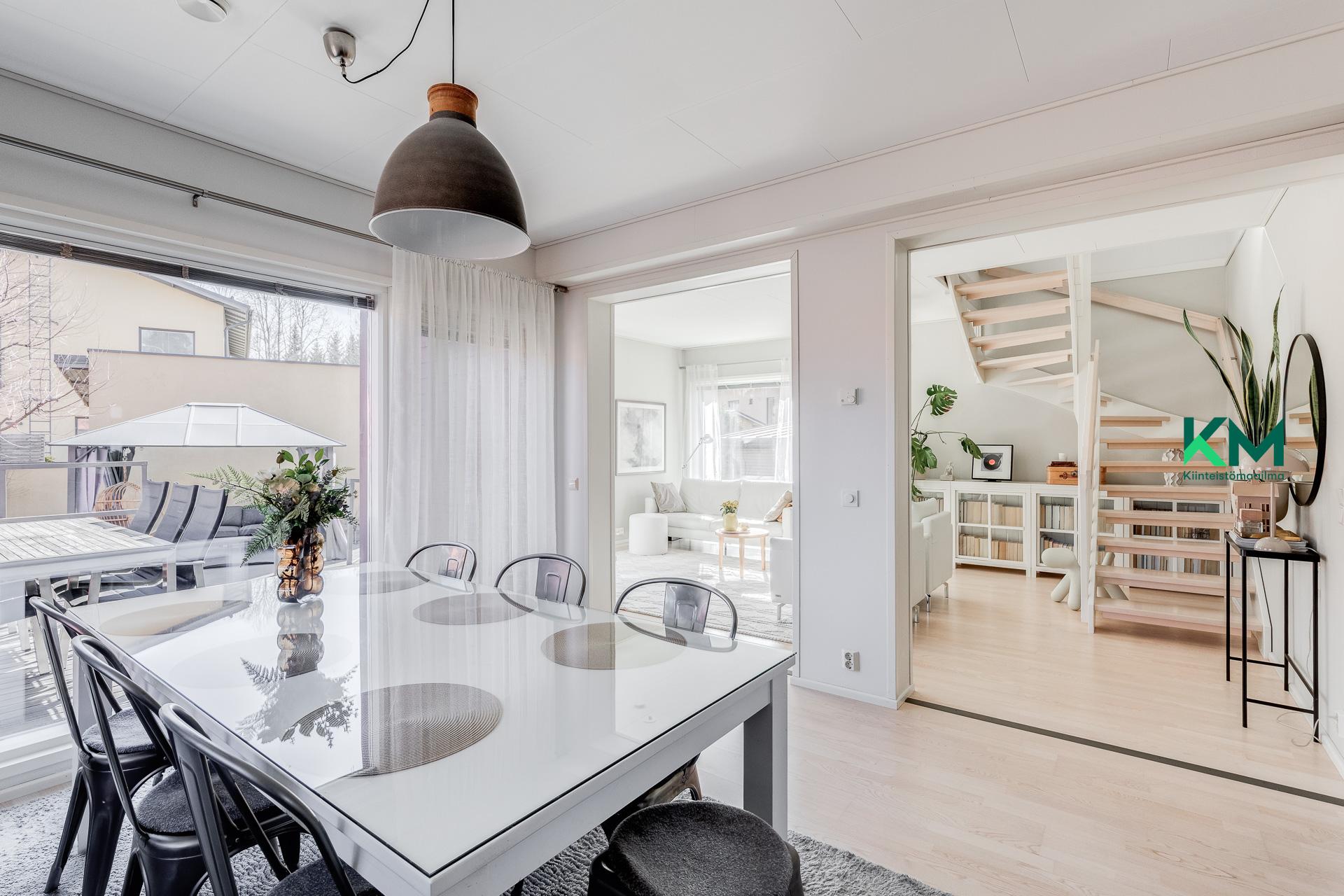 Heinäsarantie 10, Länsi-Pakila, Helsinki