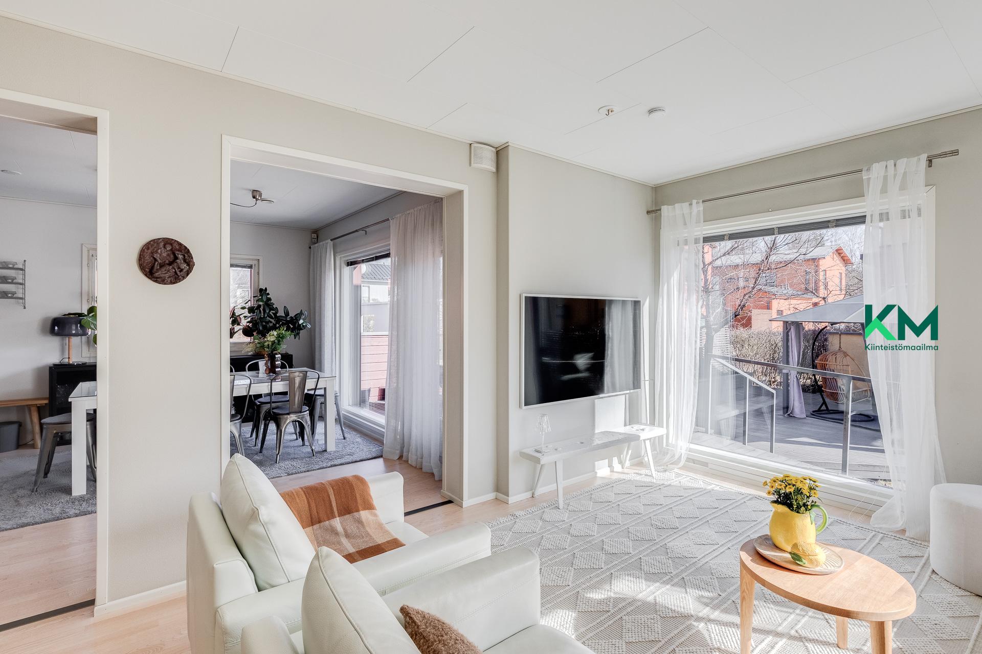 Heinäsarantie 10, Länsi-Pakila, Helsinki