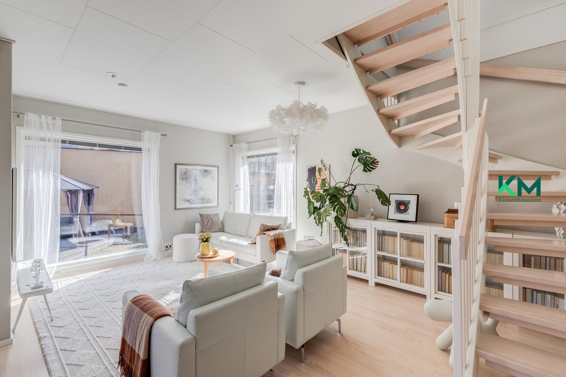 Heinäsarantie 10, Länsi-Pakila, Helsinki