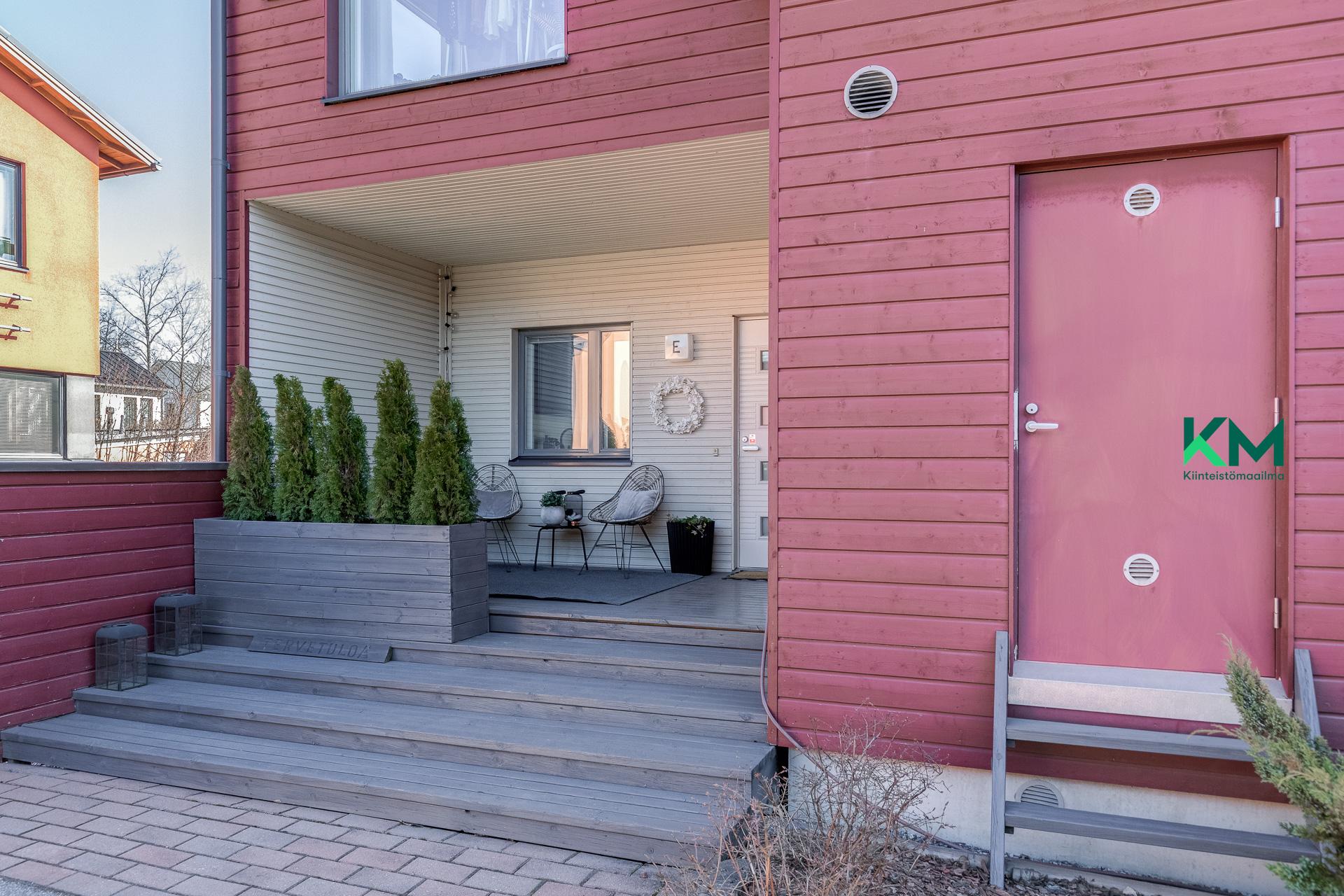 Heinäsarantie 10, Länsi-Pakila, Helsinki