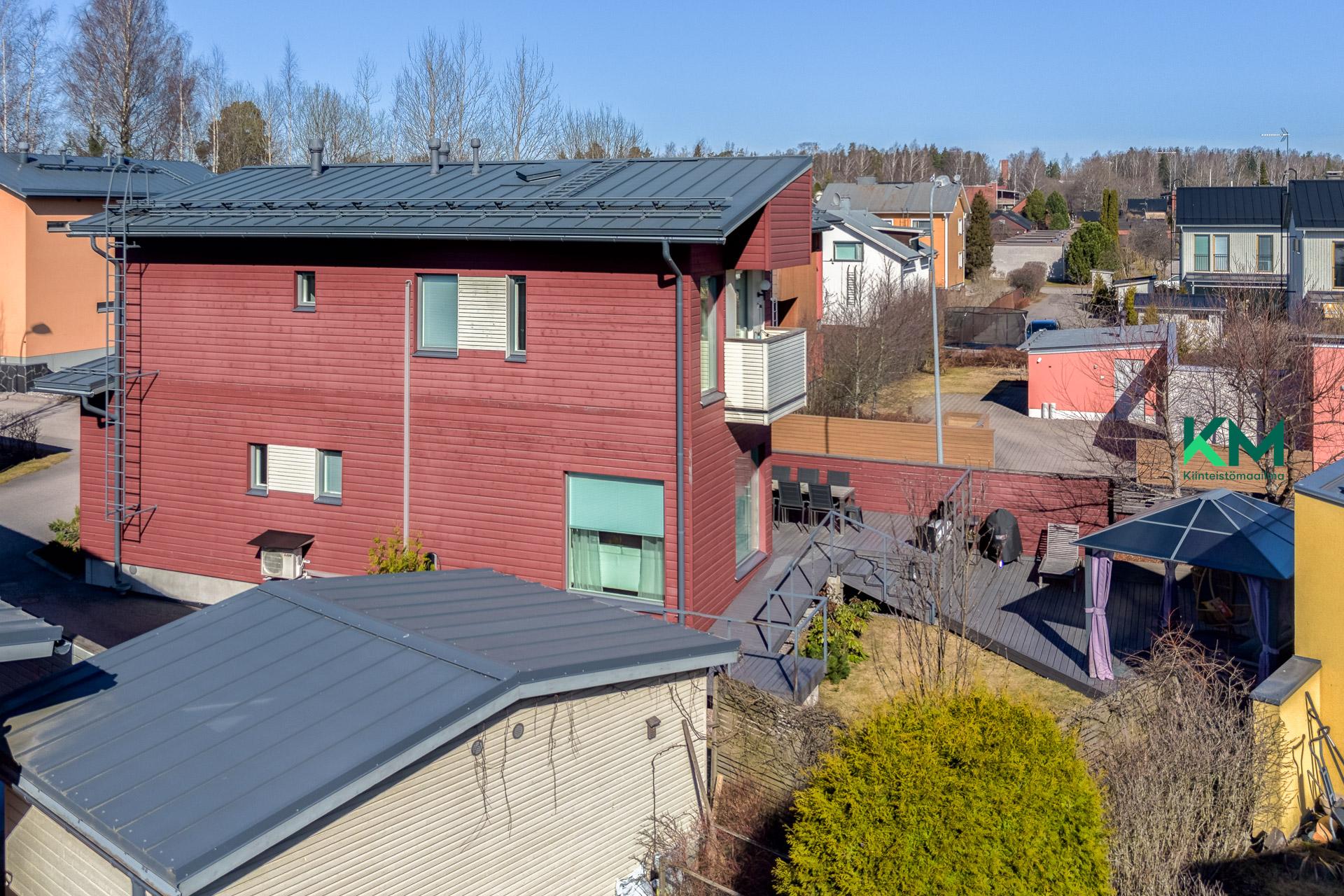 Heinäsarantie 10, Länsi-Pakila, Helsinki