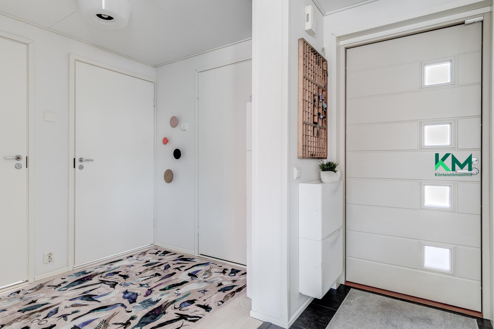 Heinäsarantie 10, Länsi-Pakila, Helsinki