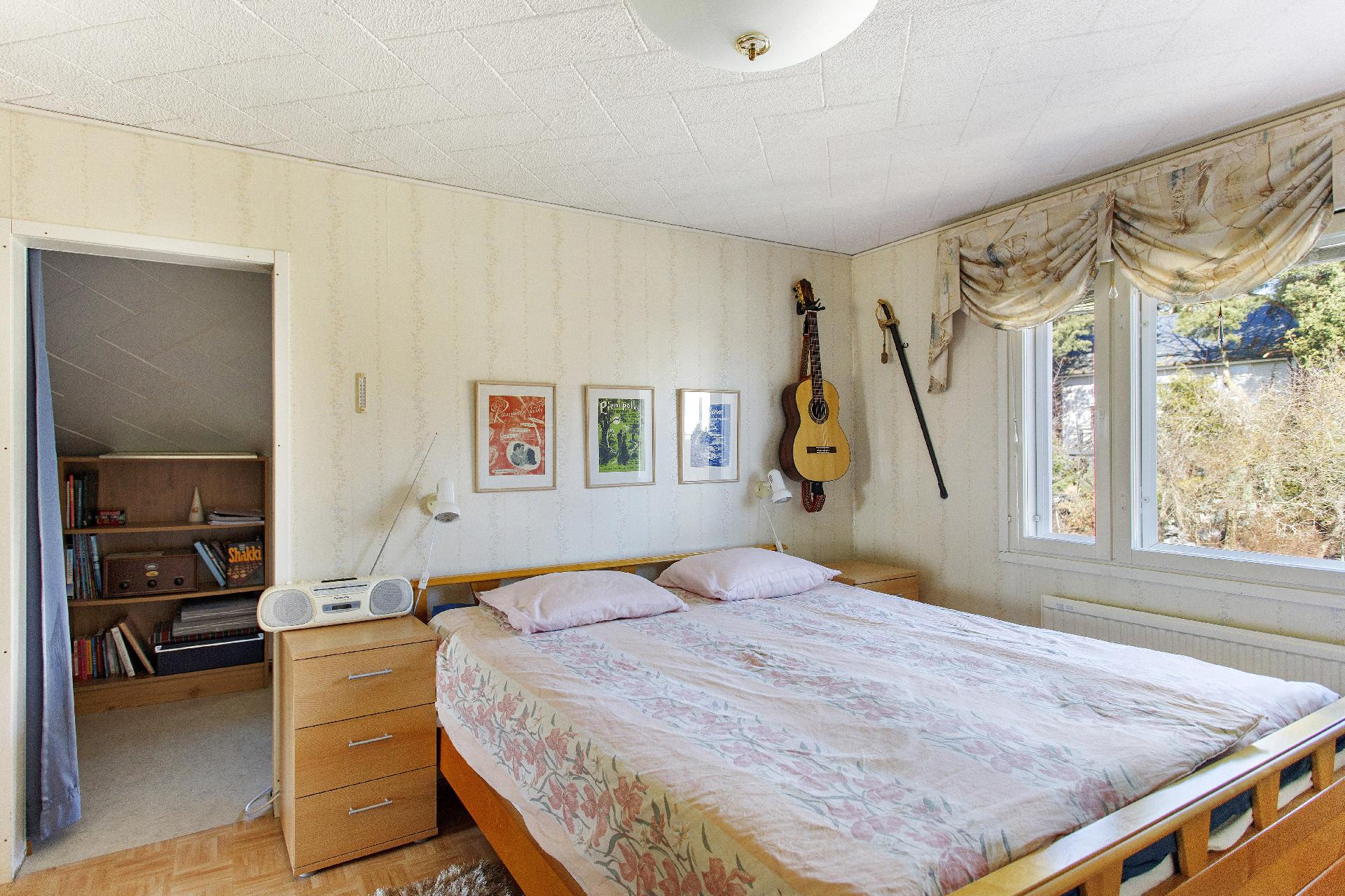 Minttutie 18, Simonmetsä, Vantaa