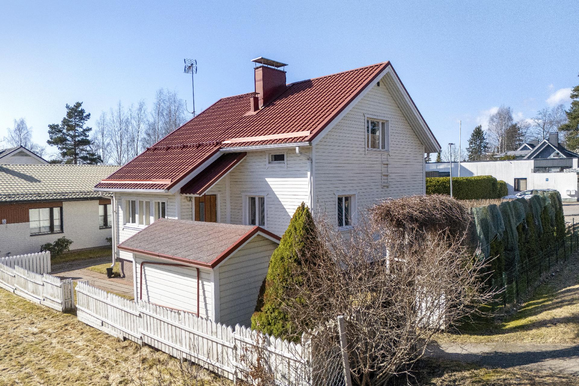 Minttutie 18, Simonmetsä, Vantaa