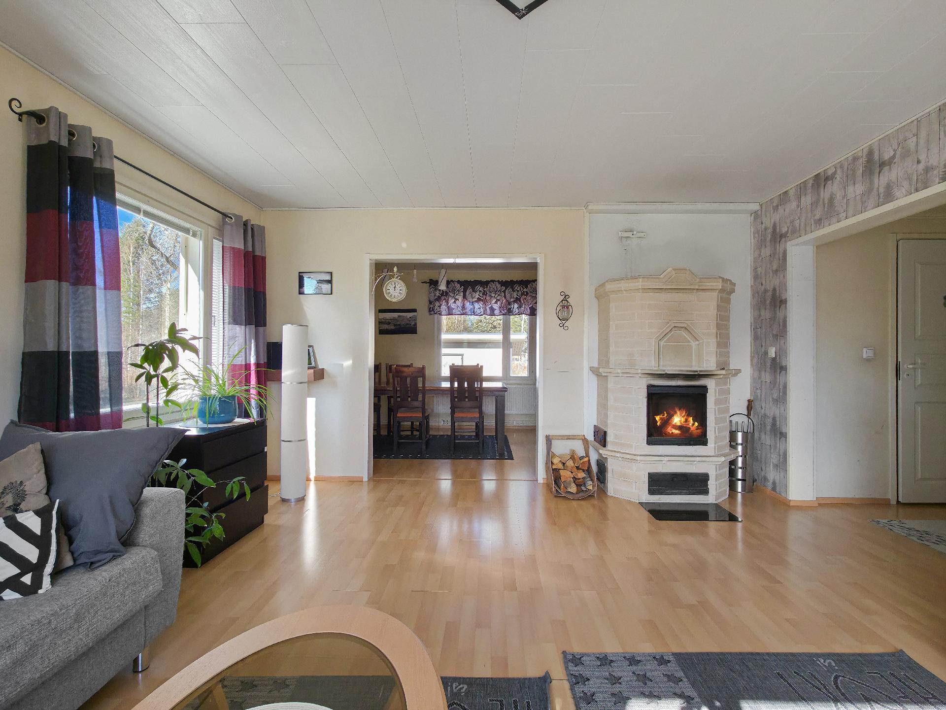 Revonkatu 11, Karhumäki, Imatra