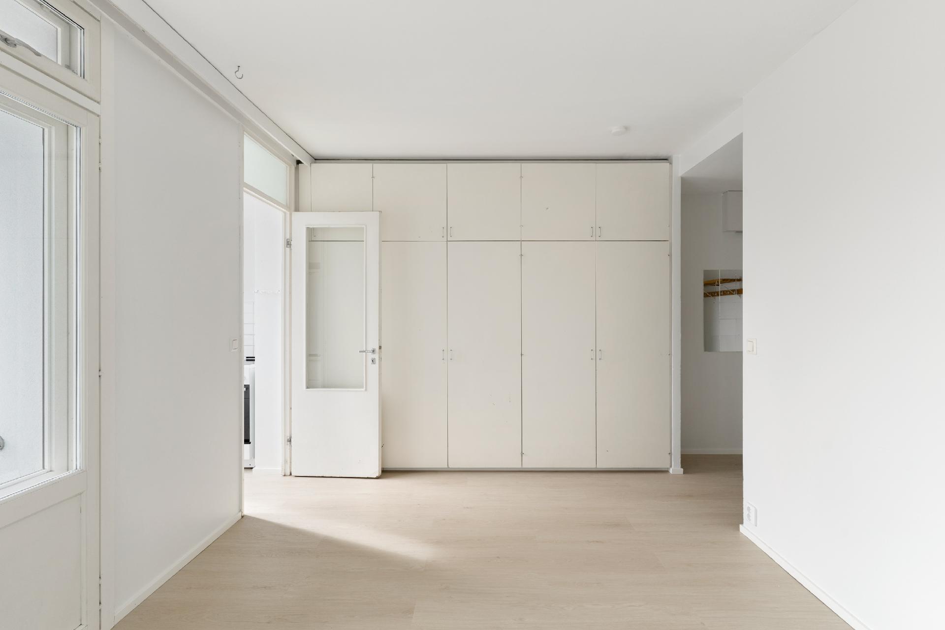 Koirasaarenrinne 3, Laajasalo, Helsinki