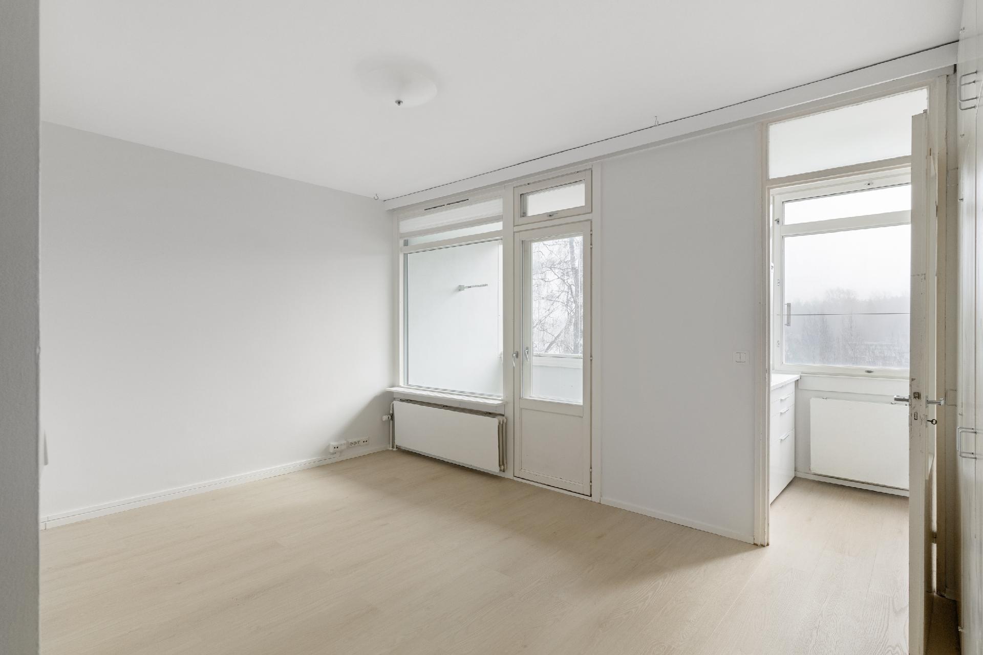 Koirasaarenrinne 3, Laajasalo, Helsinki