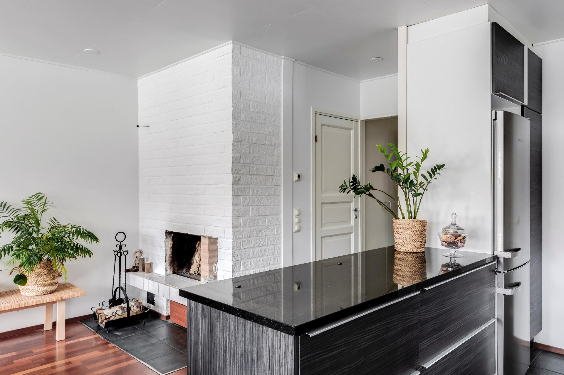 Saramäentie 26, Paloheinä, Helsinki